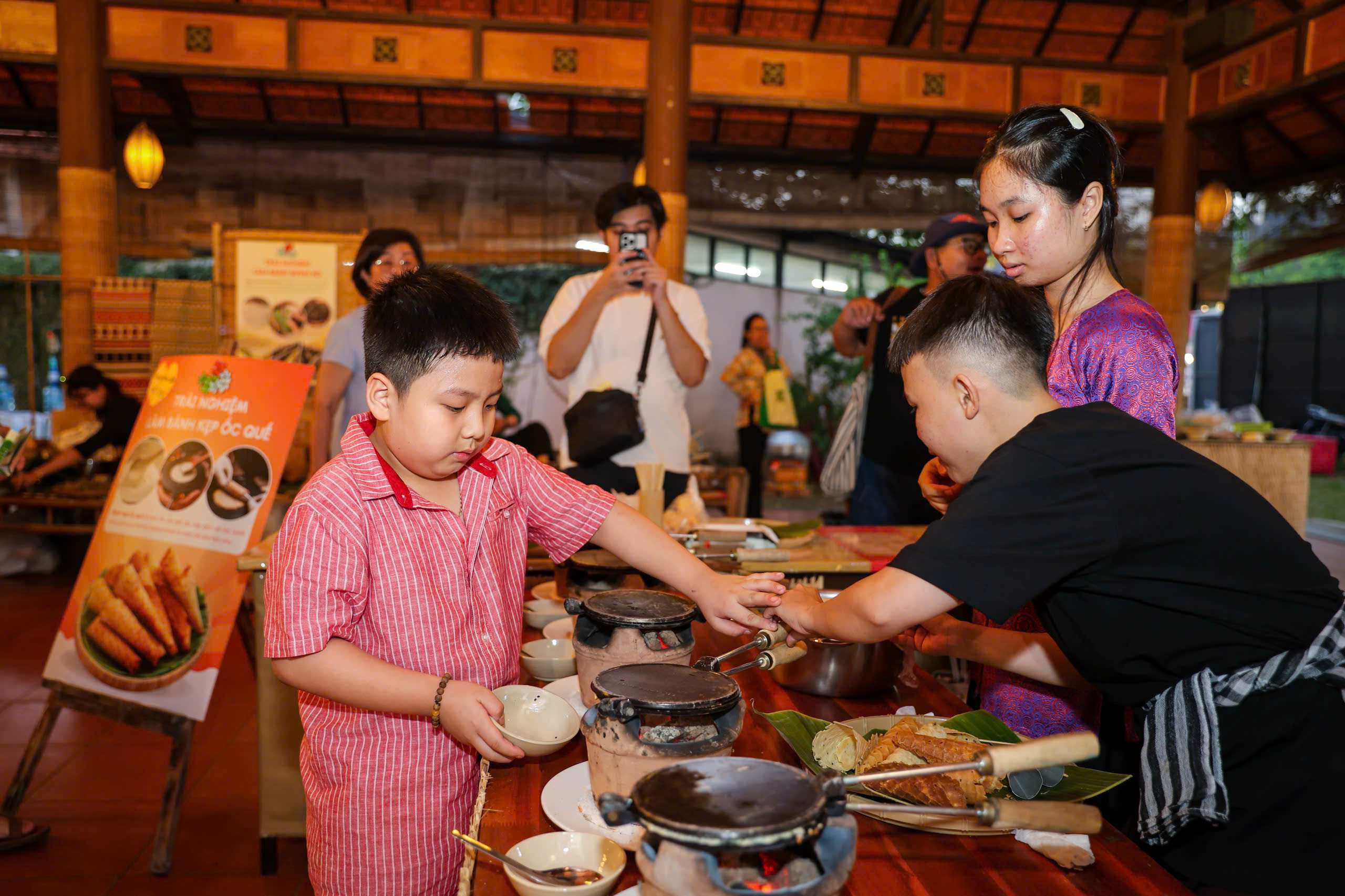 Lễ hội Văn h&oacute;a Ẩm thực, M&oacute;n ngon Saigontourist Group 2026: 500 m&oacute;n khiến thực kh&aacute;ch m&ecirc; mẩn- Ảnh 6.