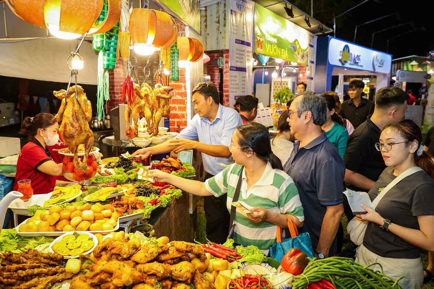Mê mẩn ở ‘thiên đường’ Lễ hội Văn hóa Ẩm thực, Món ngon Saigontourist Group 2026 - Ảnh 3.