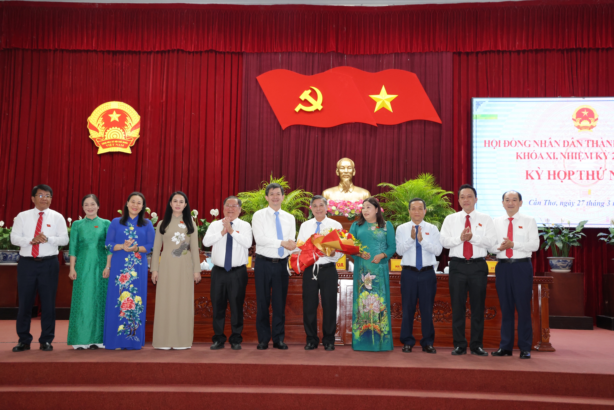 Ông Trương Cảnh Tuyên làm Chủ tịch UBND thành phố Cần Thơ - Ảnh 1.