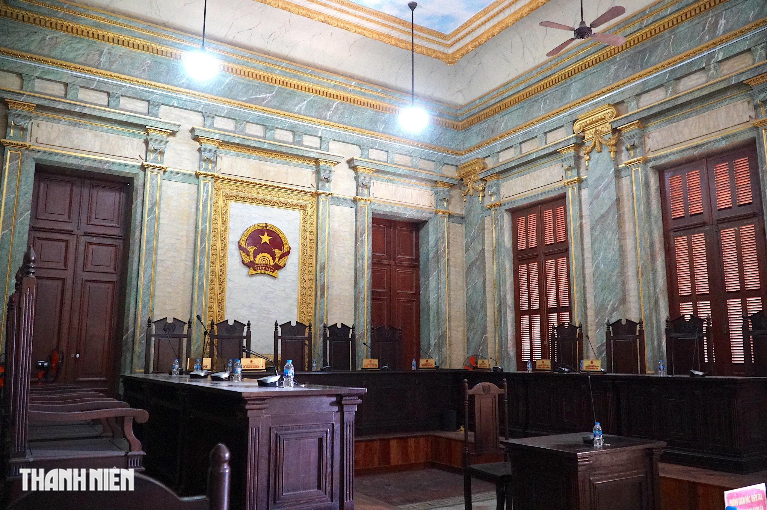 T&ograve;a &aacute;n hơn 140 năm tuổi ở TP.HCM qua từng g&oacute;c ảnh - Ảnh 14.