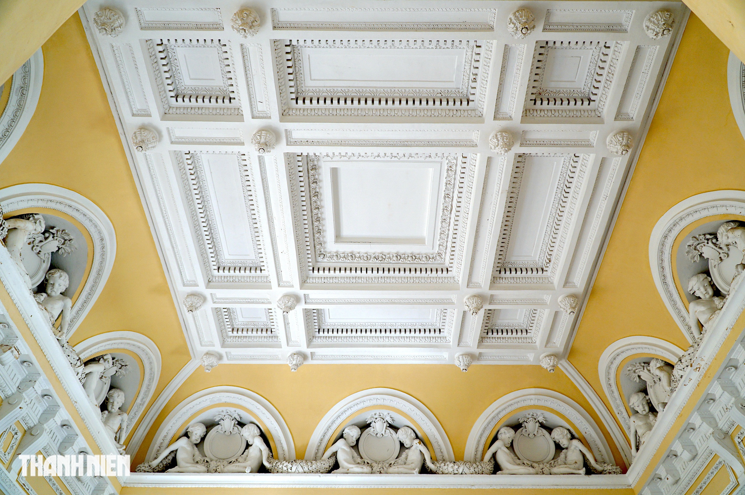 T&ograve;a &aacute;n hơn 140 năm tuổi ở TP.HCM qua từng g&oacute;c ảnh - Ảnh 10.