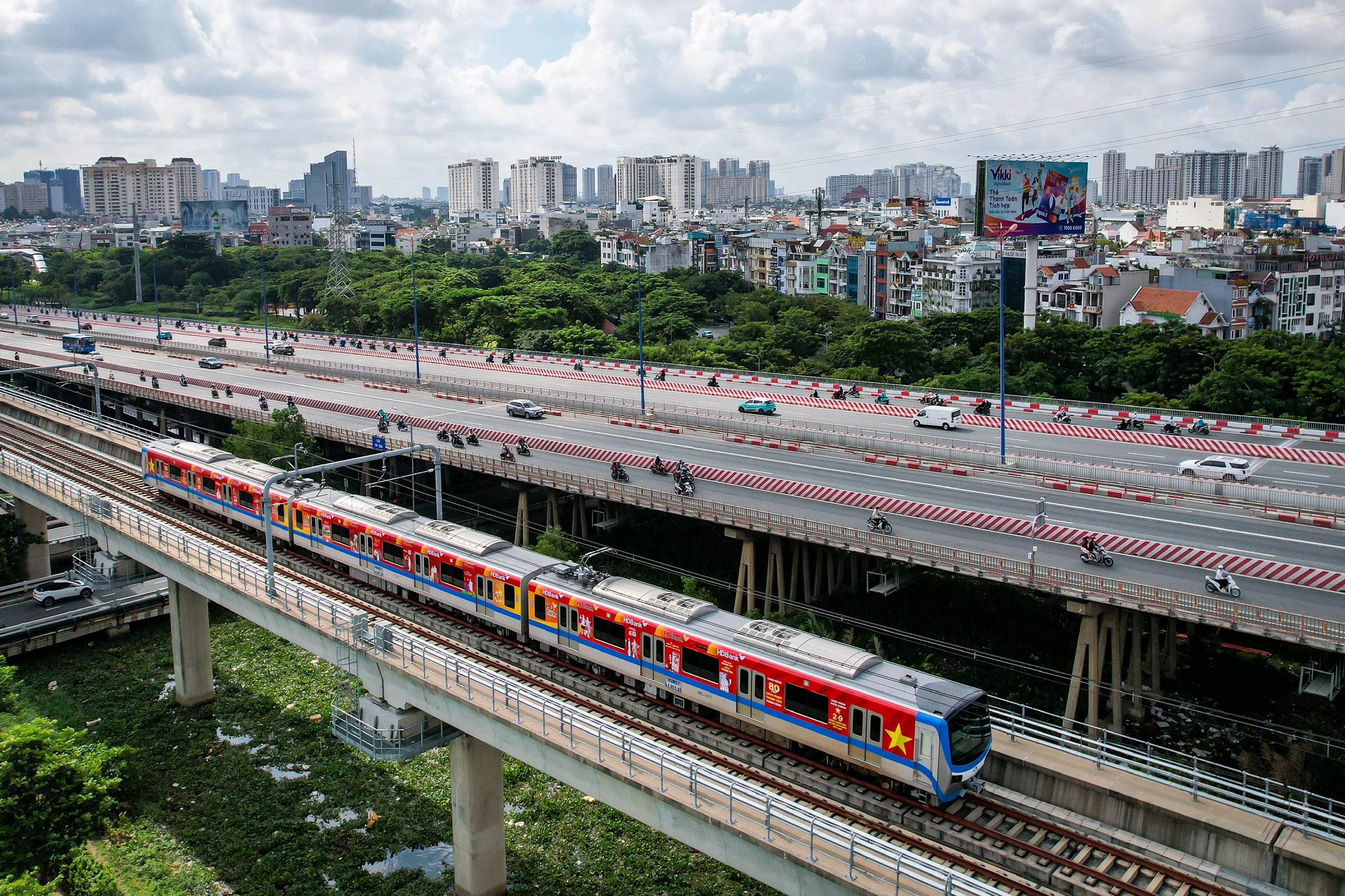 TP.HCM và Đồng Nai thống nhất khởi công 2 tuyến metro nối thẳng sân bay Long Thành  - Ảnh 1.