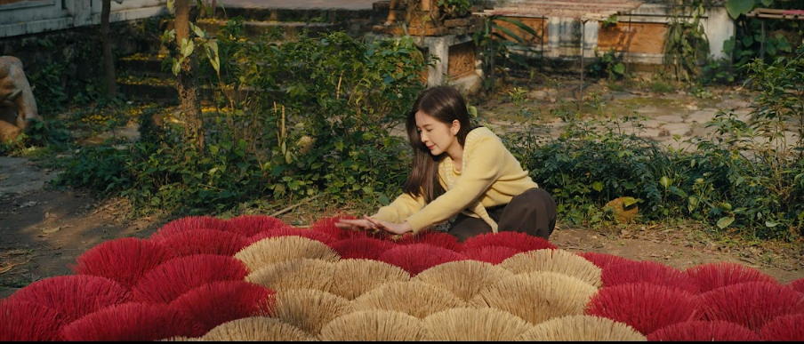 Phim truyền h&igrave;nh ngược đường ngược nắng kh&aacute;m ph&aacute; văn h&oacute;a giữ g&igrave;n nghề truyền thống - Ảnh 1.