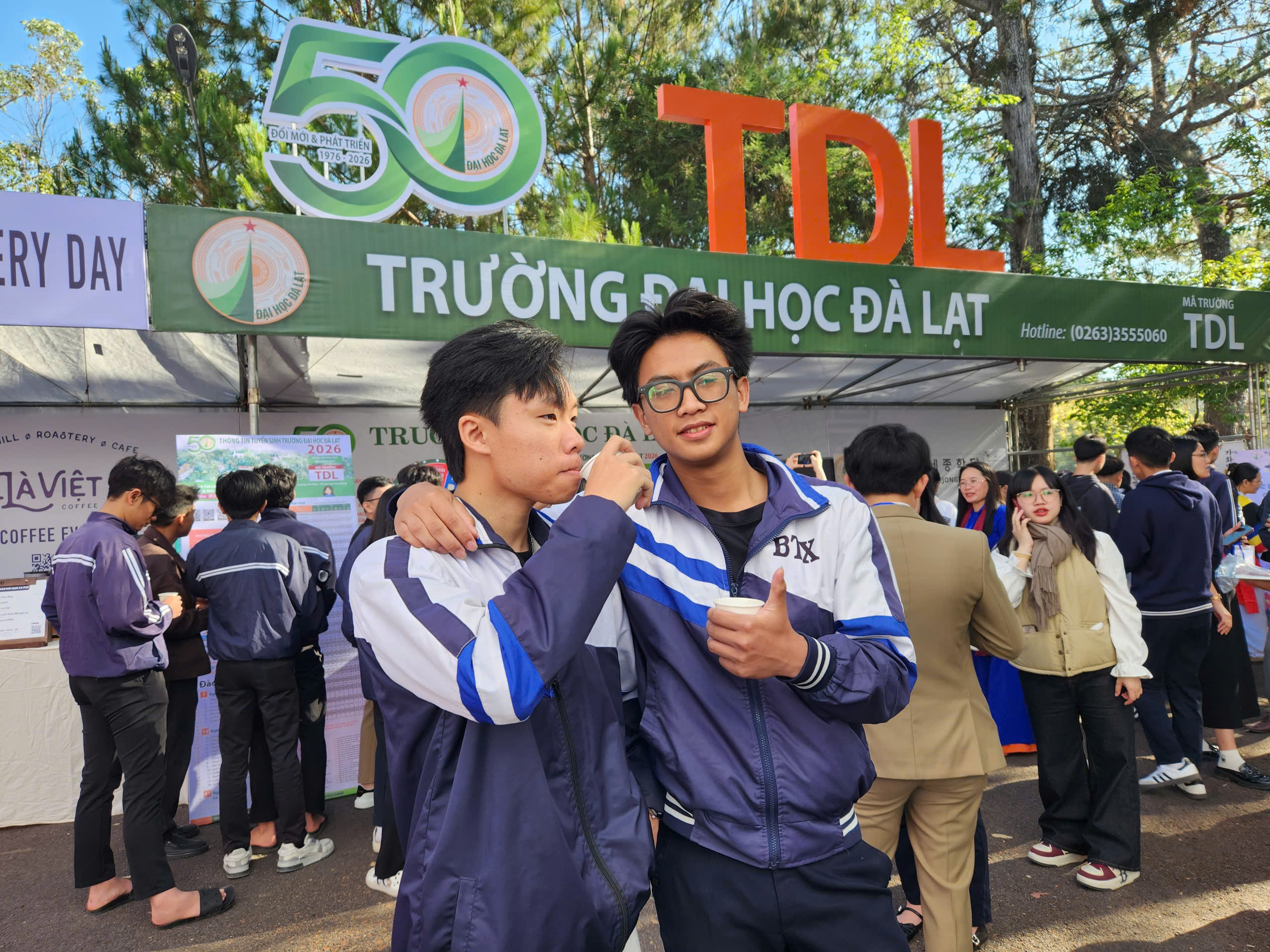 Vừa uống c&agrave; ph&ecirc; Đ&agrave; Lạt vừa... biết th&ocirc;ng tin thi tốt nghiệp THPT 2026- Ảnh 4.