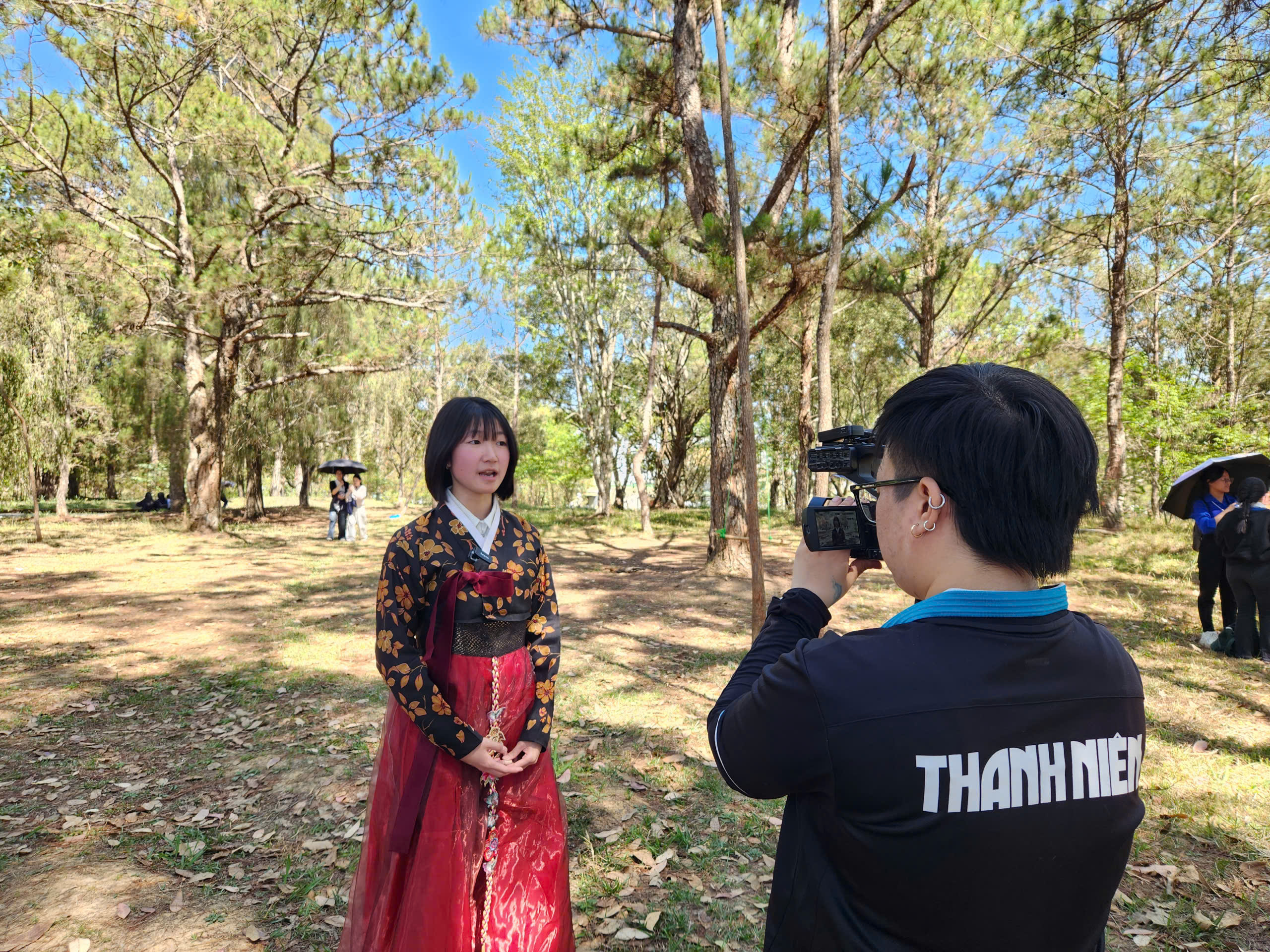 Vừa uống c&agrave; ph&ecirc; Đ&agrave; Lạt vừa... biết th&ocirc;ng tin thi tốt nghiệp THPT 2026- Ảnh 19.