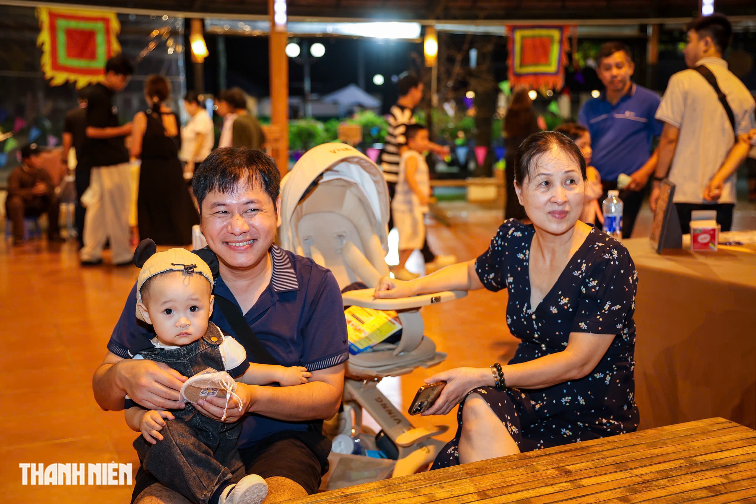 Khu tr&ograve; chơi d&acirc;n gian 'g&acirc;y sốt' tại lễ hội ẩm thực giữa TP.HCM - Ảnh 9.