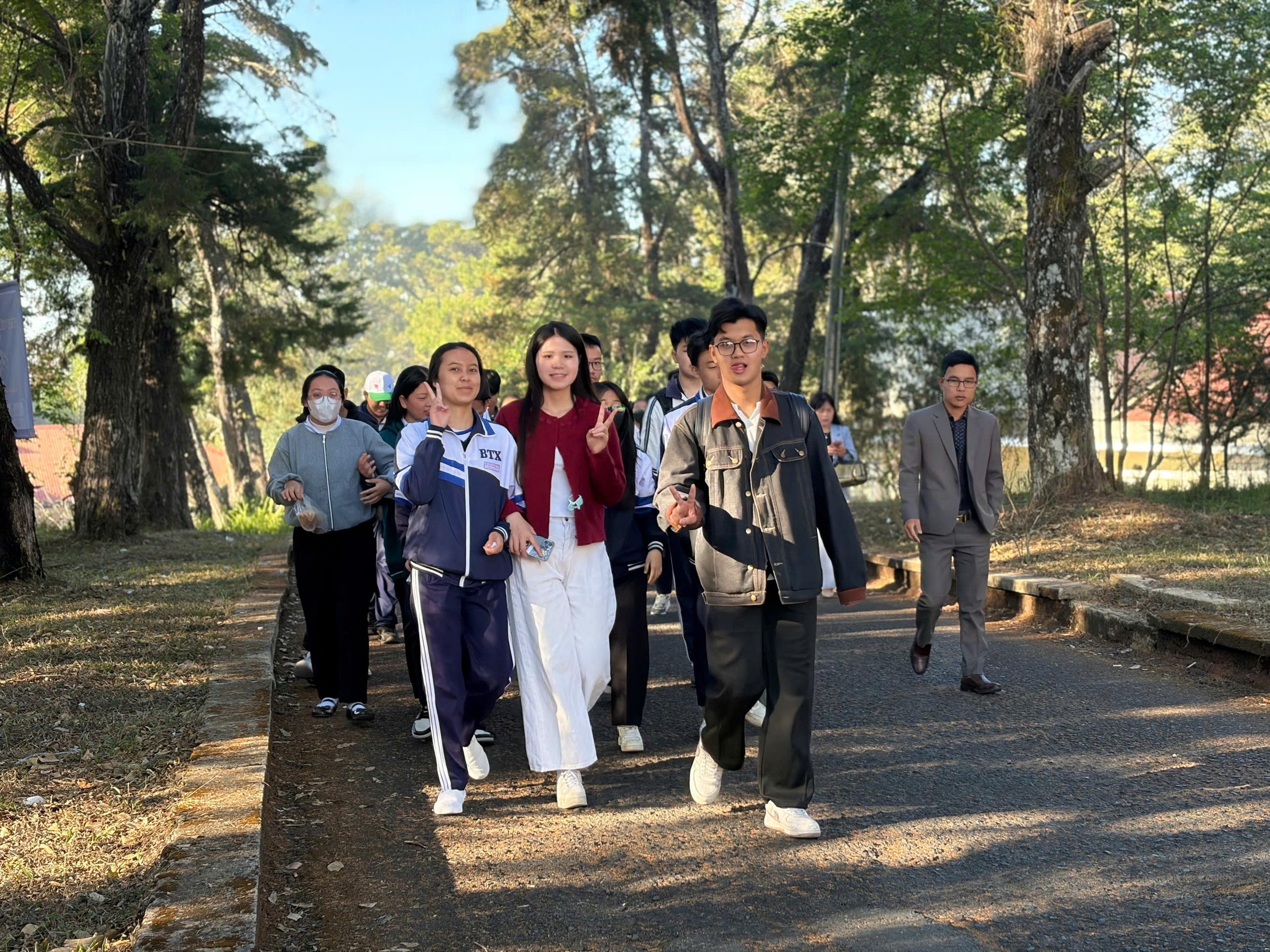 Bộ GD-ĐT lưu ý thí sinh về đăng ký thi tốt nghiệp THPT 2026 - Ảnh 4.