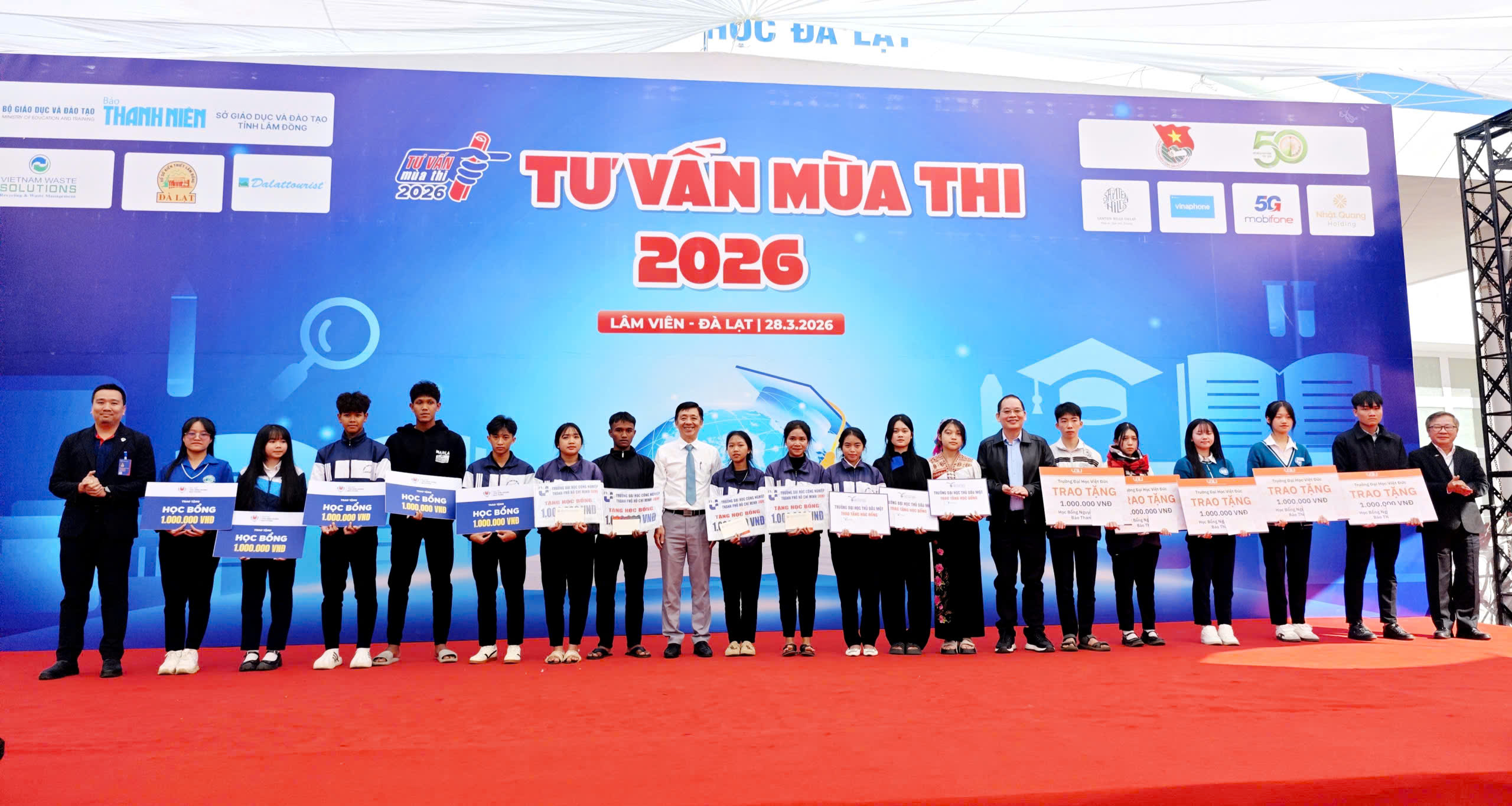 Bộ GD-ĐT lưu ý thí sinh về đăng ký thi tốt nghiệp THPT 2026 - Ảnh 12.