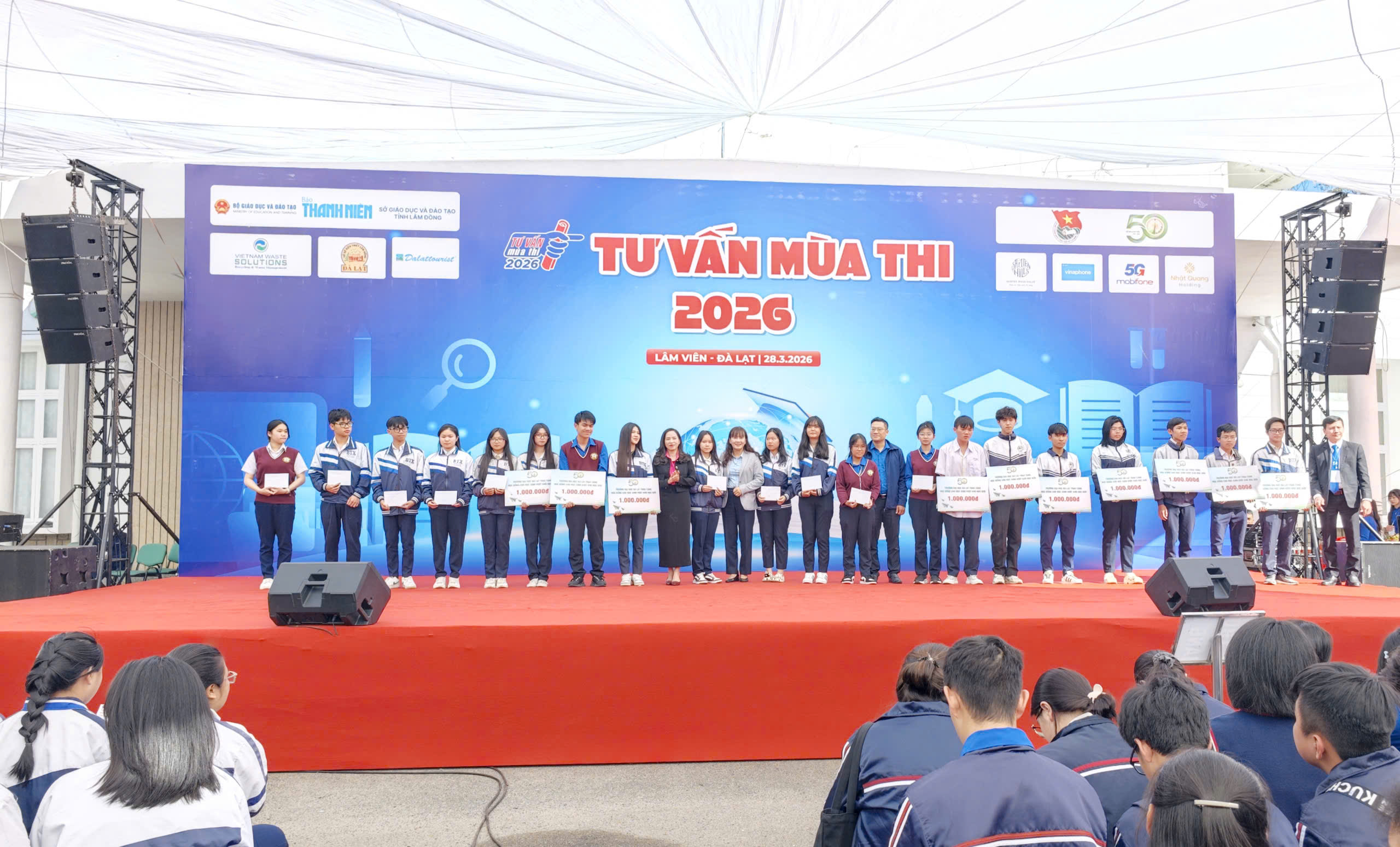 Bộ GD-ĐT lưu ý thí sinh về đăng ký thi tốt nghiệp THPT 2026 - Ảnh 13.