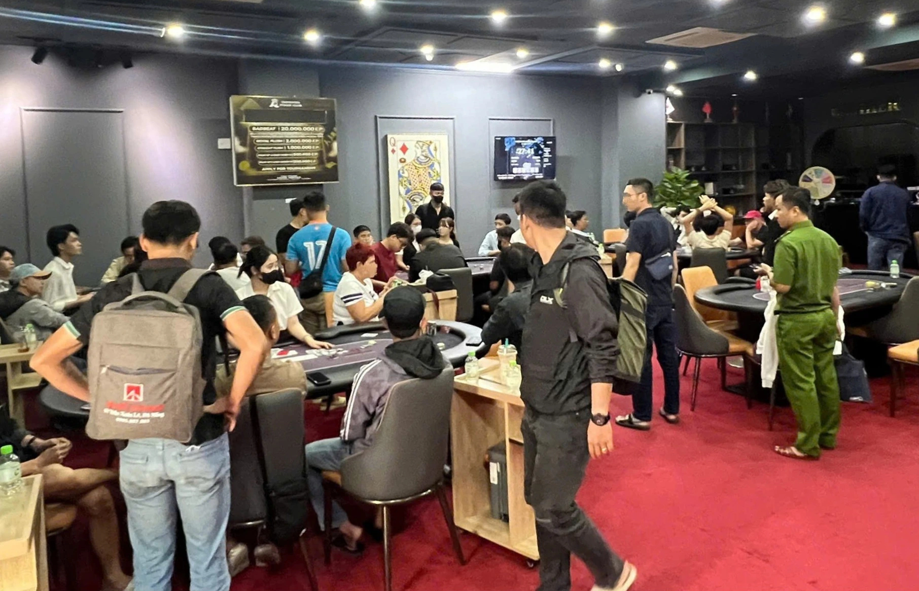 Tổ chức đánh bạc tinh vi dưới vỏ bọc thể thao, chủ CLB ở Đà Nẵng bị bắt- Ảnh 2.