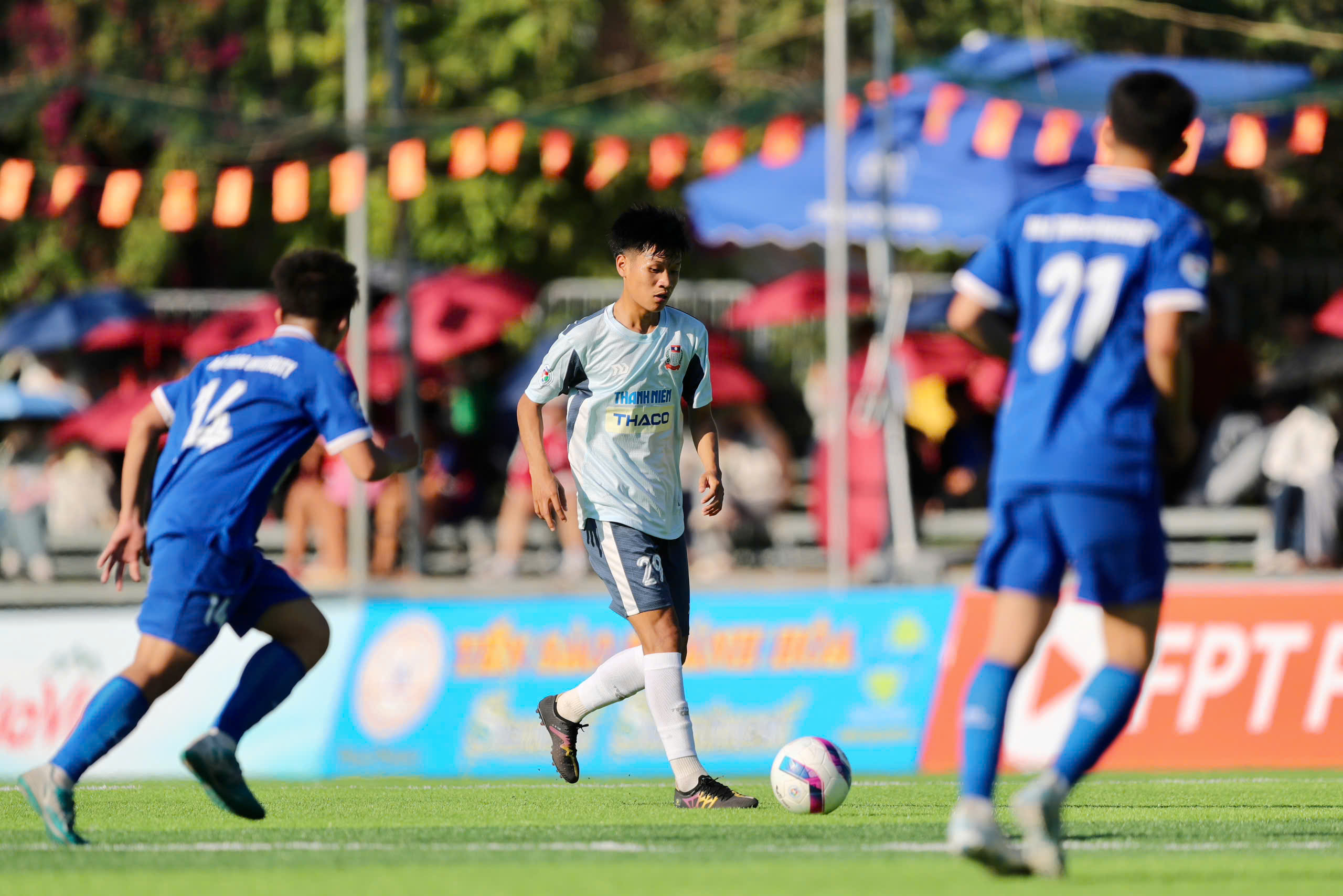 Trường ĐH Lào: 'Giải TNSV quốc tế nâng tầm bóng đá học đường khu vực'- Ảnh 1. Trường ĐH Lào: 'Giải TNSV quốc tế nâng tầm bóng đá học đường khu vực'- Ảnh 1.