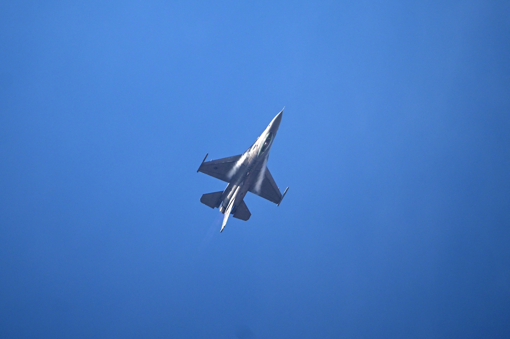 Iran tuyên bố bắn hạ chiến đấu cơ F-16, UAV MQ-9 của Mỹ- Ảnh 1. Iran tuyên bố bắn hạ chiến đấu cơ F-16, UAV MQ-9 của Mỹ- Ảnh 1.