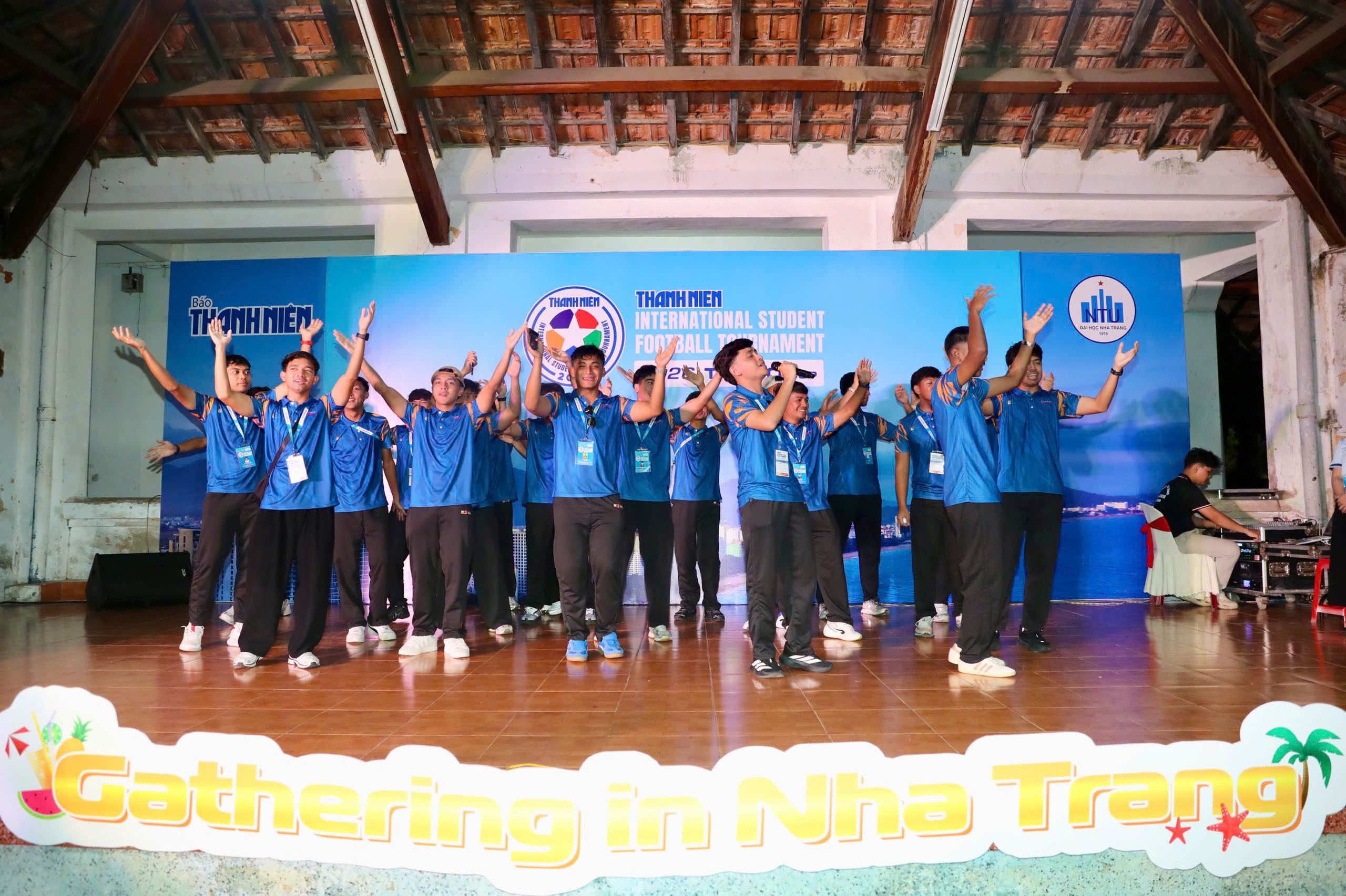 Đ&ecirc;m gala &lsquo;vui hết nấc&rsquo;, giải Thanh Ni&ecirc;n sinh vi&ecirc;n quốc tế kết nối t&igrave;nh bạn Đ&ocirc;ng Nam &Aacute;- Ảnh 9.