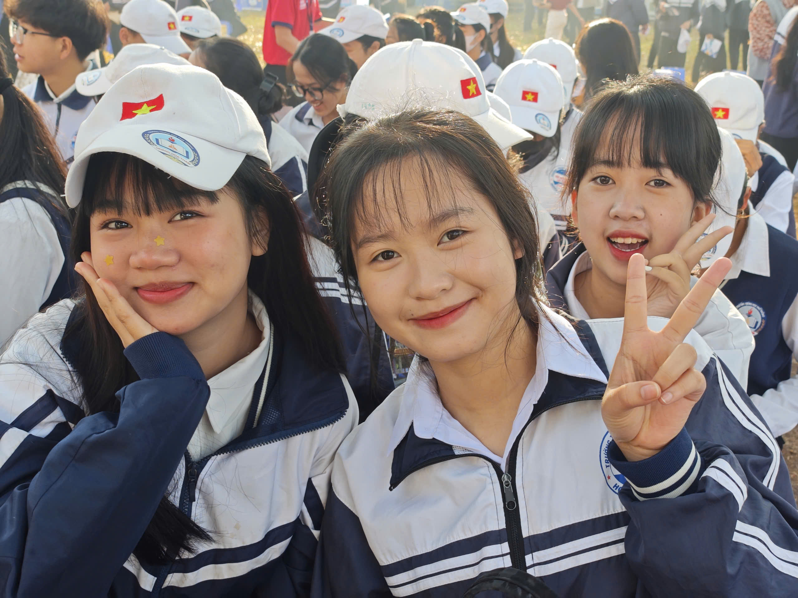 Tuyển sinh ĐH 2026: Nguy&ecirc;n tắc chọn nguyện vọng để v&agrave;o đ&uacute;ng ng&agrave;nh y&ecirc;u th&iacute;ch  - Ảnh 1.