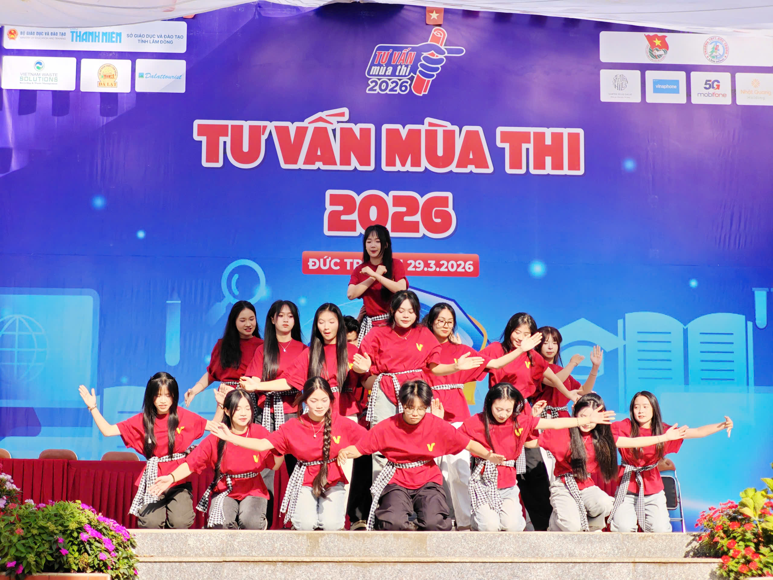 Tuyển sinh ĐH 2026: Nguy&ecirc;n tắc chọn nguyện vọng để v&agrave;o đ&uacute;ng ng&agrave;nh y&ecirc;u th&iacute;ch  - Ảnh 5.