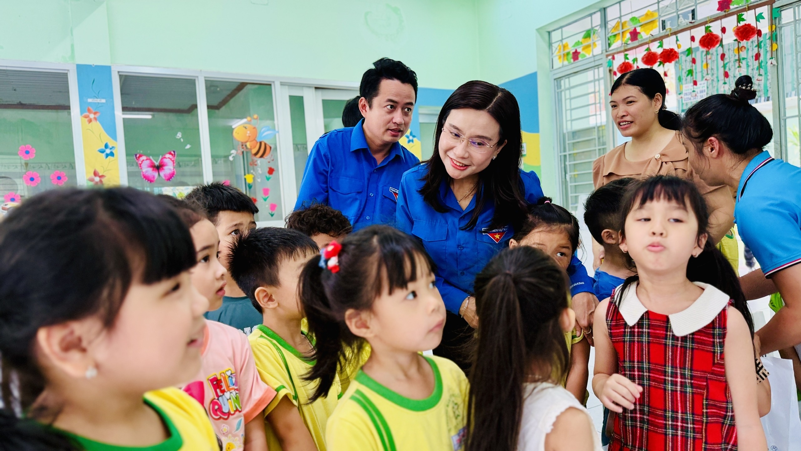 Chị Nguyễn Phạm Duy Trang tham dự chuỗi các hoạt động tại Bắc TP.HCM - Ảnh 6.