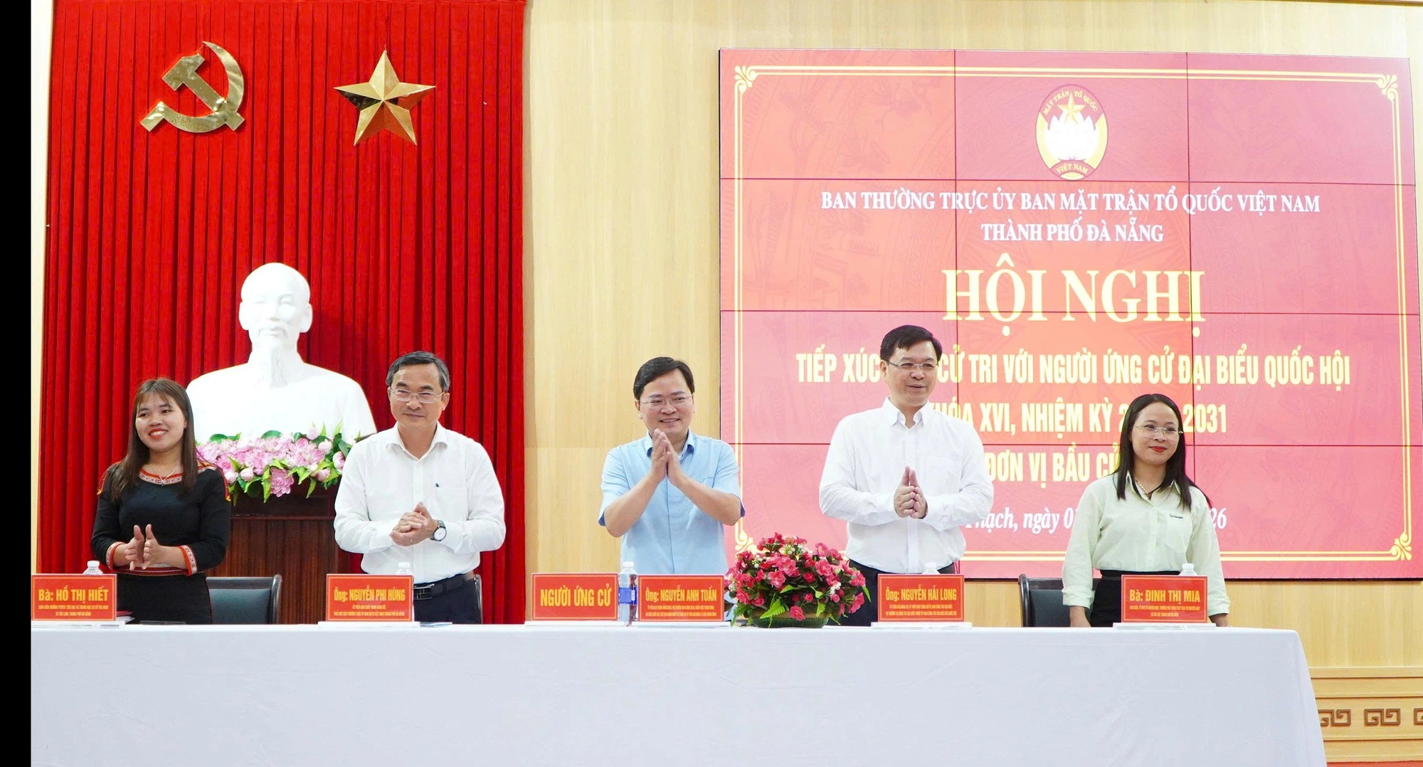 Bầu cử Quốc hội: Các ứng cử viên với những cam kết 'nặng ký'- Ảnh 1.