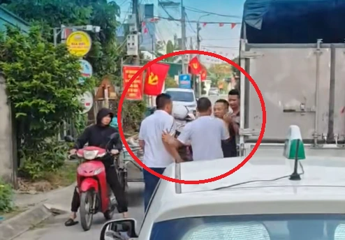 Bắt khẩn cấp nhóm đánh người nhập viện vì mâu thuẫn giao thông  - Ảnh 2.