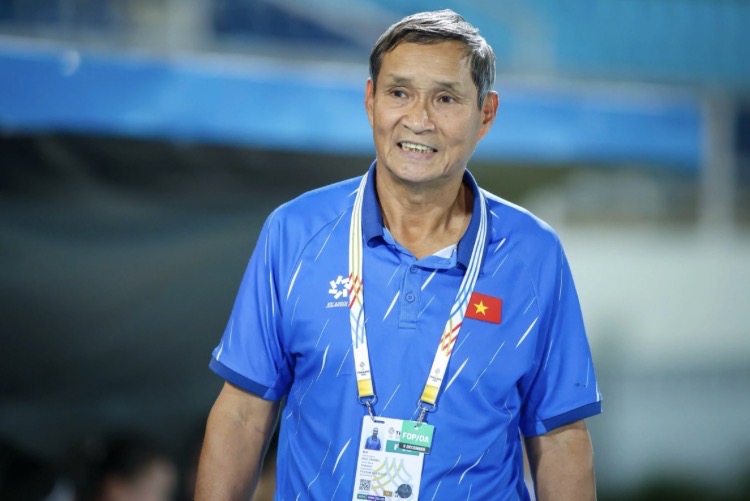 HLV Mai Đức Chung n&oacute;i thẳng một điều về đội tuyển nữ Việt Nam, Huỳnh Như tiết lộ mục ti&ecirc;u n&oacute;ng- Ảnh 2.