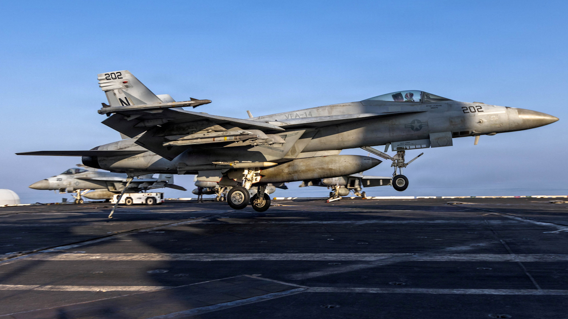 Kế hoạch của Israel chi phối quyết định đ&aacute;nh Iran của &ocirc;ng Trump - Ảnh 1.