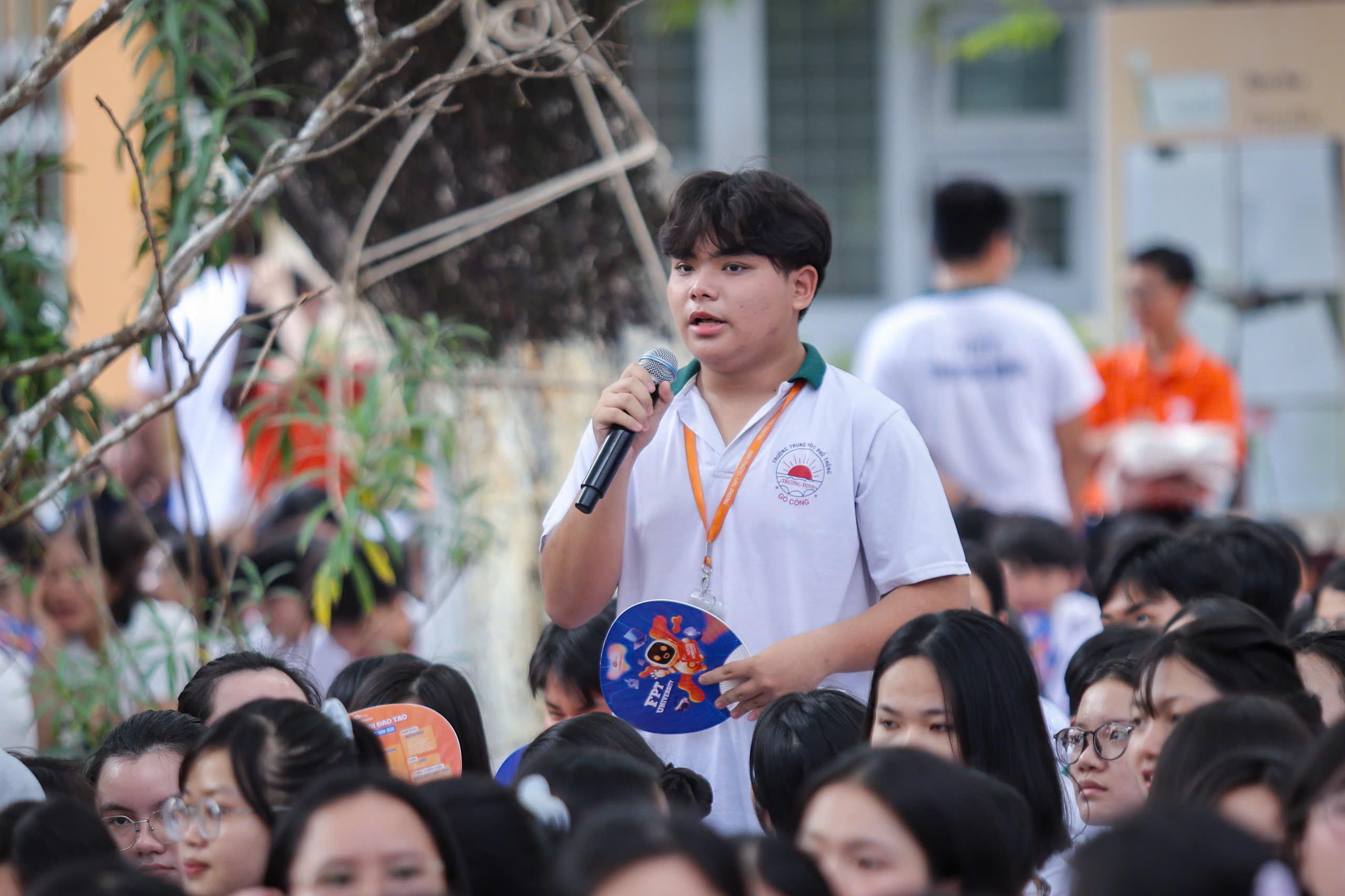 Ng&ocirc;i trường ở miền T&acirc;y c&oacute; truyền thống thi đậu Y dược, B&aacute;ch khoa, Sư phạm - Ảnh 9.