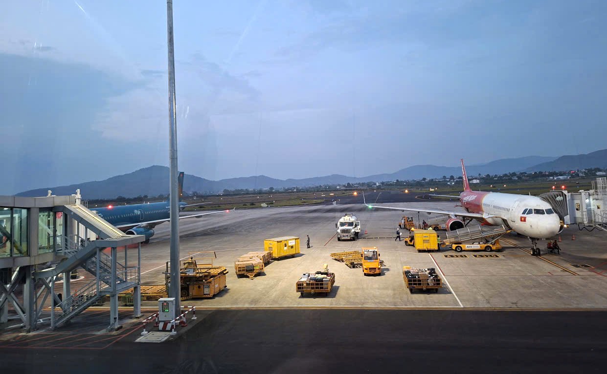 Sân bay Liên Khương vắng lặng trước giờ đóng cửa để 'đại tu'- Ảnh 2.