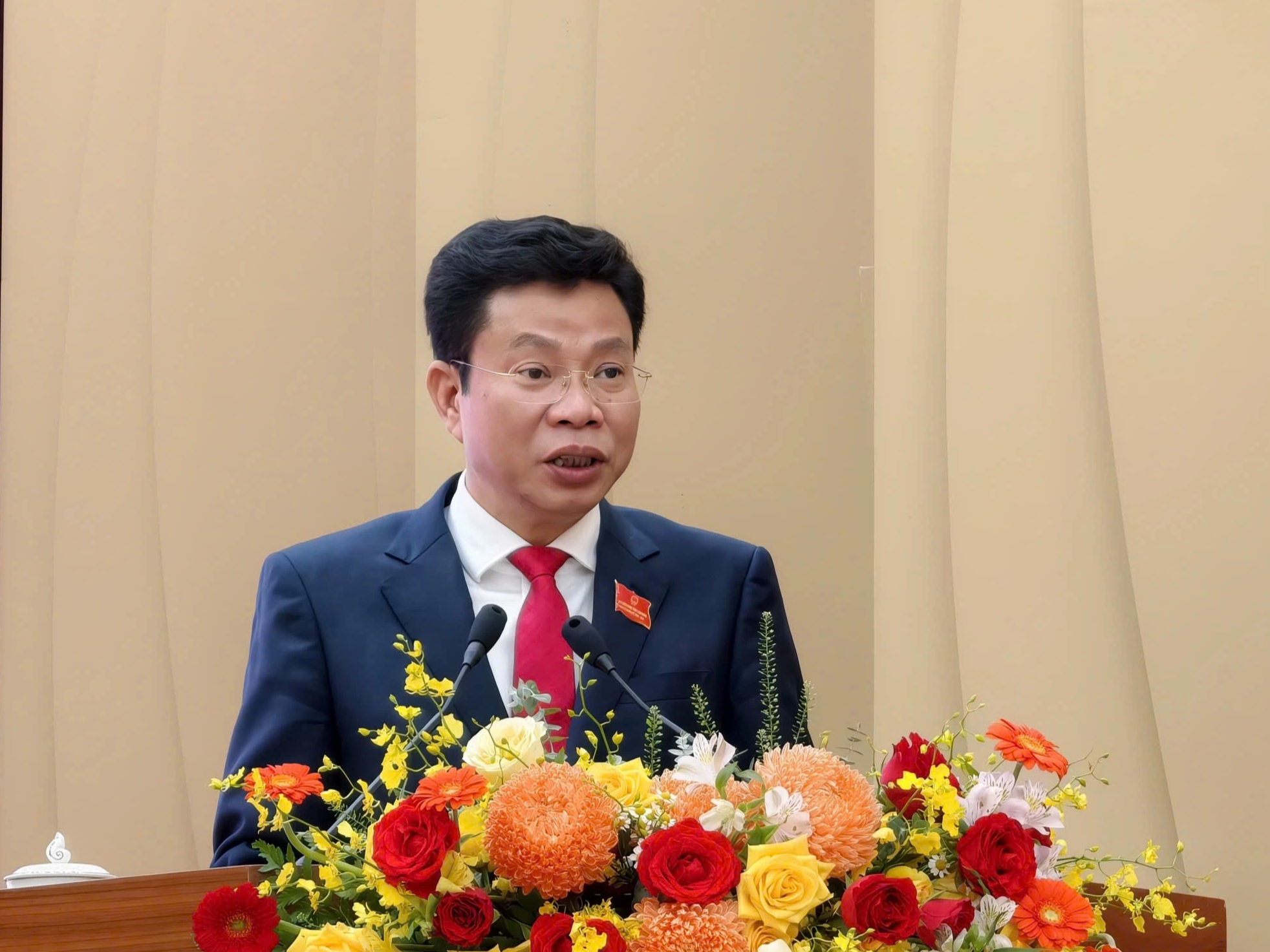 Ông Lưu Văn Trung được bầu  giữa chức Chủ tịch HĐND tỉnh Lâm Đồng nhiệm kỳ 2026-2031 - Ảnh 1.