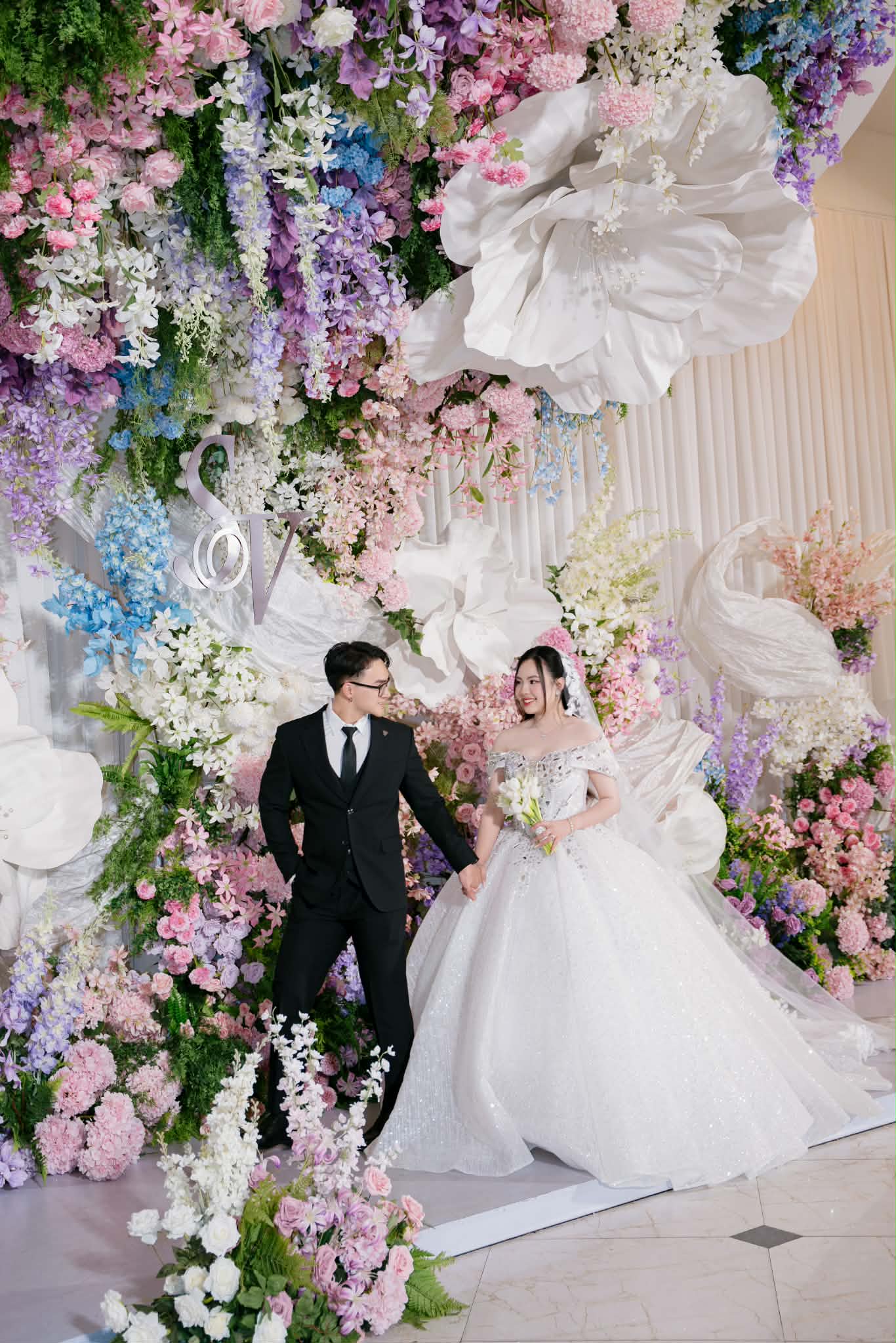 Bố dặn con rể trong đám cưới: 'Đừng lấy chân đá bình rượu mơ' - Ảnh 3.