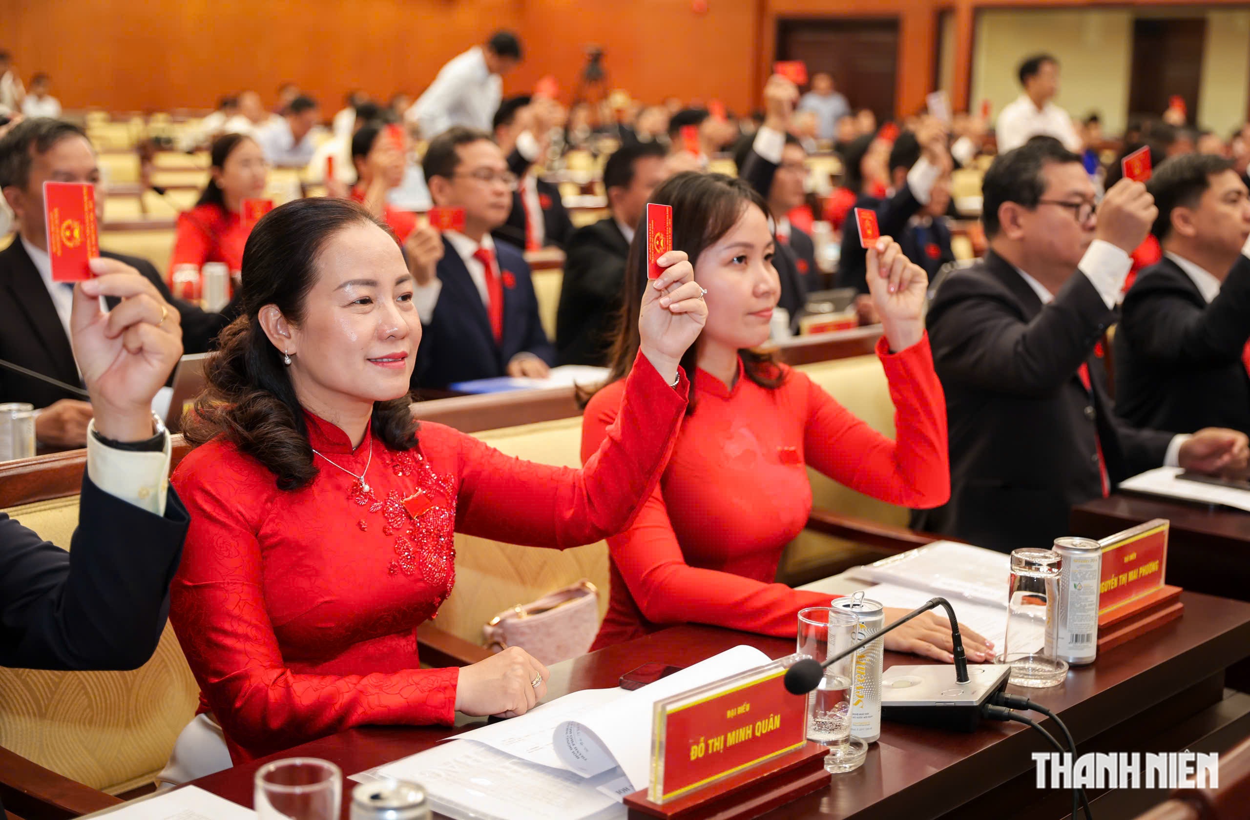 Danh s&aacute;ch l&atilde;nh đạo TP.HCM được bầu tại kỳ họp đầu ti&ecirc;n - Ảnh 5.