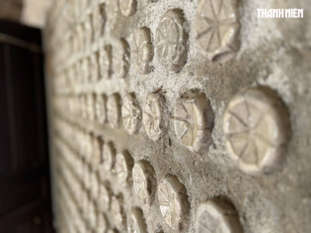 70.000 chai nhựa 'hóa thân' thành ngôi đền độc đáo ở Quảng Ngãi- Ảnh 5. 70.000 chai nhựa 'hóa thân' thành ngôi đền độc đáo ở Quảng Ngãi- Ảnh 5.