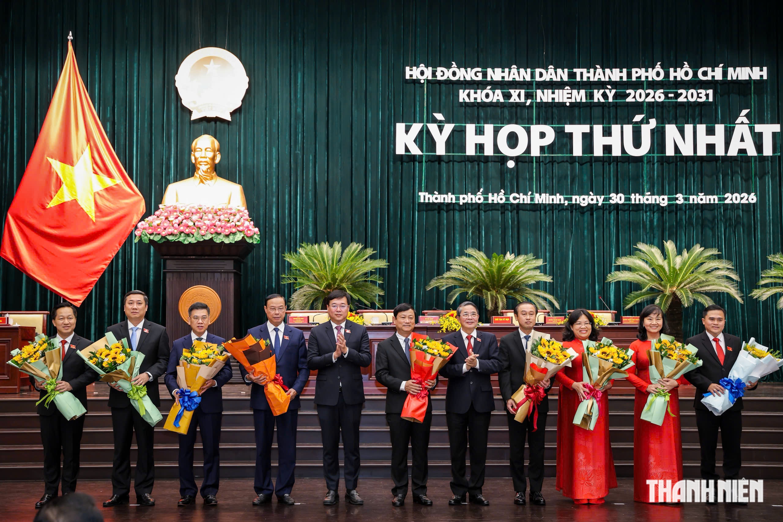 Danh s&aacute;ch l&atilde;nh đạo TP.HCM được bầu tại kỳ họp đầu ti&ecirc;n - Ảnh 1.