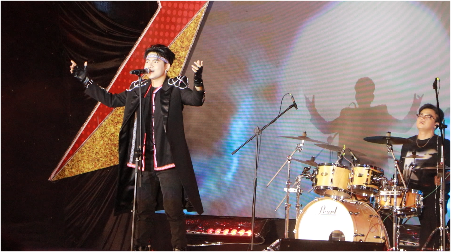 Chung kết HUTECH’s Got Talent 2026: 17 cá tính nghệ thuật chạm đến cảm xúc khán giả- Ảnh 1.