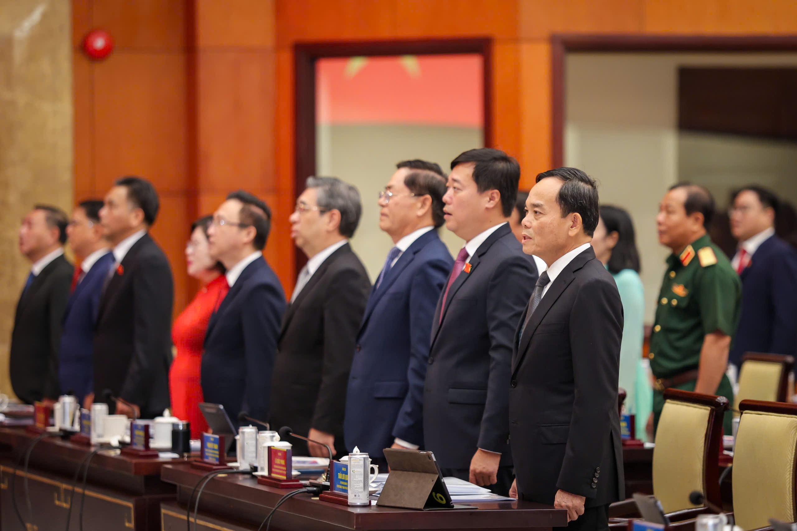 L&atilde;nh đạo Quốc hội, Th&agrave;nh ủy TP.HCM dự kỳ họp HĐND TP.HCM đầu ti&ecirc;n - Ảnh 3.