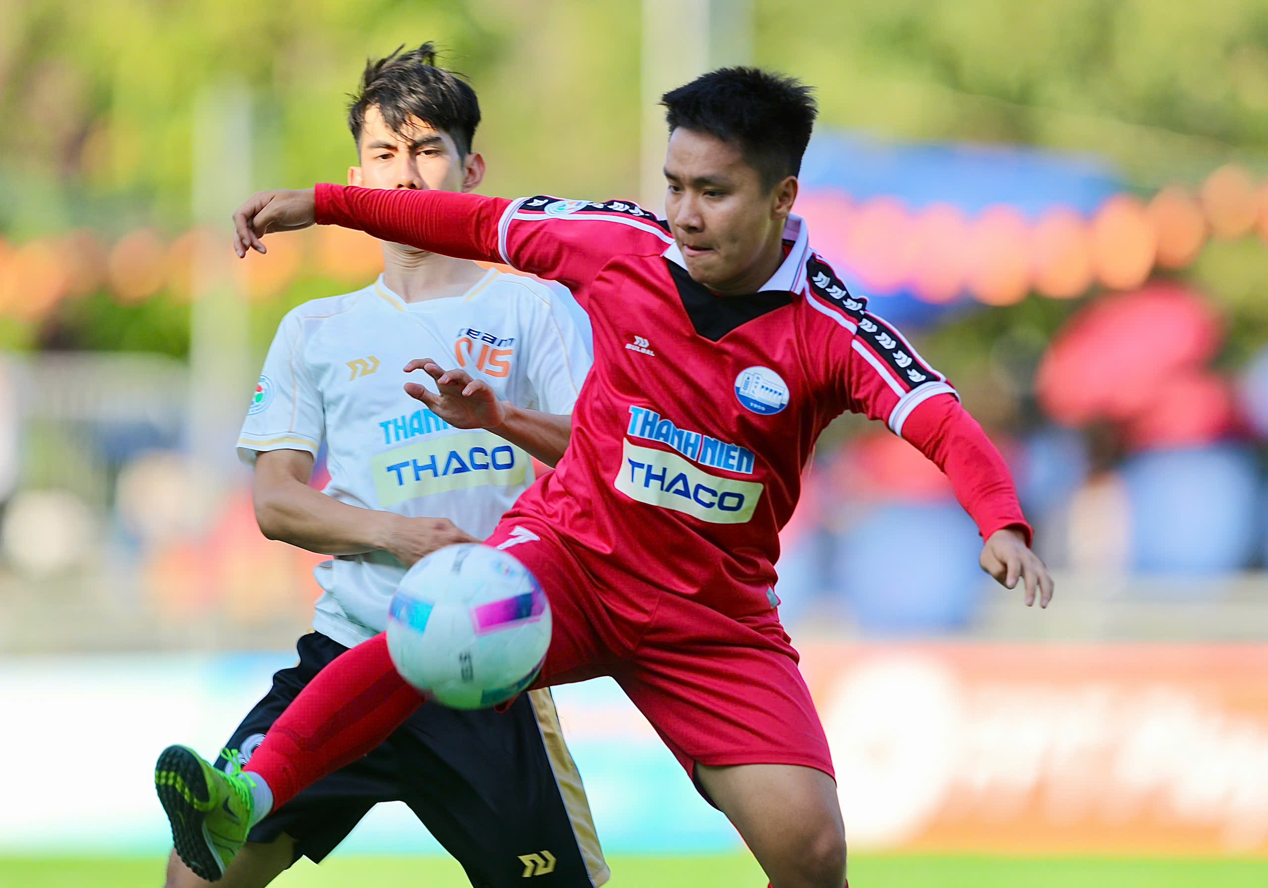 Những tấm v&eacute; b&aacute;n kết đầu ti&ecirc;n đ&atilde; c&oacute; chủ- Ảnh 3.