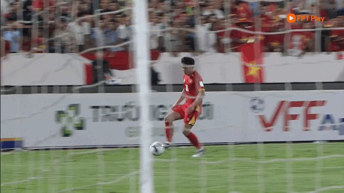 Nóng: Đội tuyển Việt Nam nhảy vọt lên vị trí 98 thế giới sau trận thắng đậm Malaysia - Ảnh 2. Nóng: Đội tuyển Việt Nam nhảy vọt lên vị trí 98 thế giới sau trận thắng đậm Malaysia - Ảnh 2.