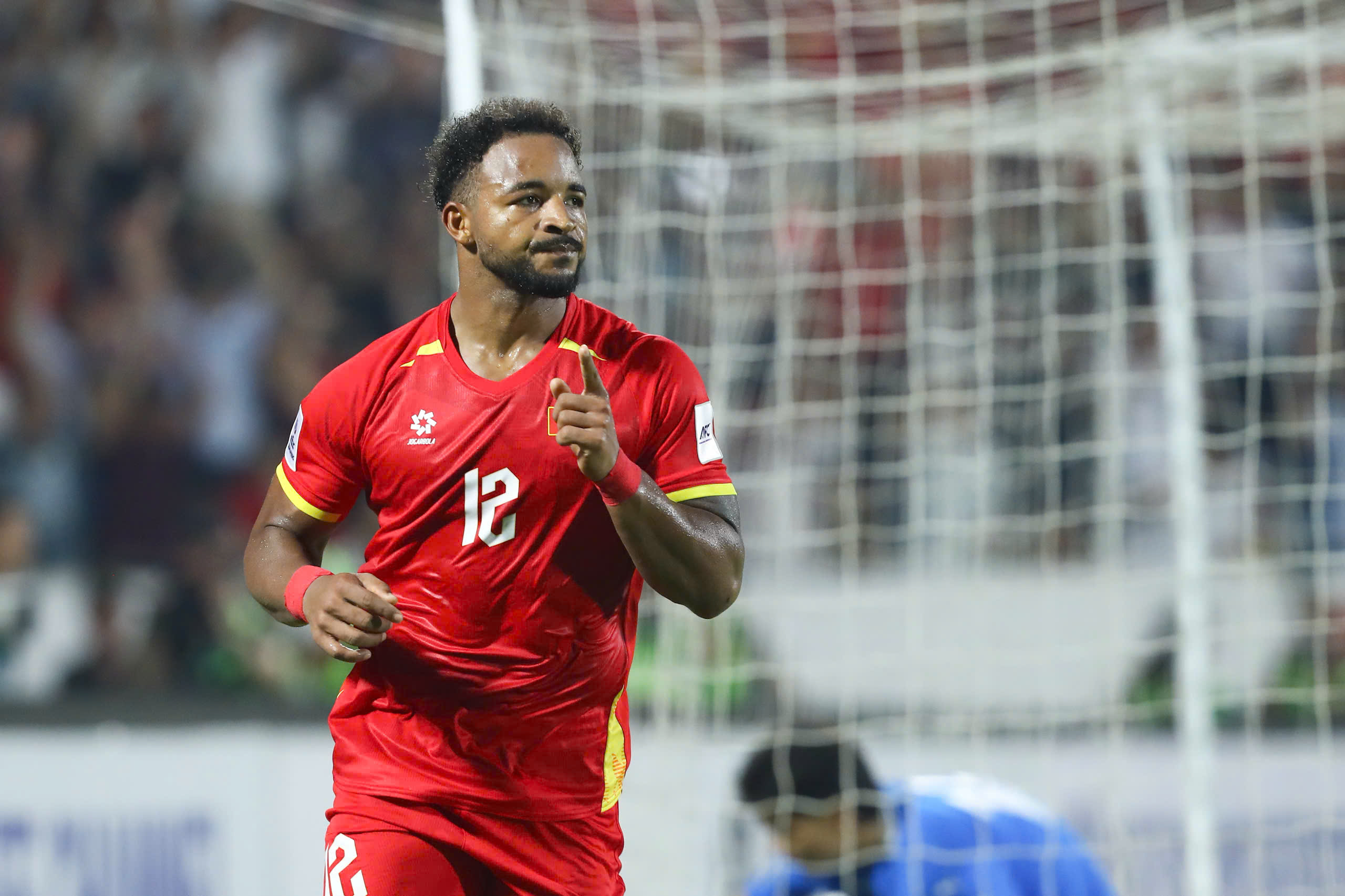 Vừa Hên vừa Son lại còn Mạnh, đội tuyển Việt Nam thắng giòn giã Malaysia: VFF thưởng lớn- Ảnh 8. Vừa Hên vừa Son lại còn Mạnh, đội tuyển Việt Nam thắng giòn giã Malaysia: VFF thưởng lớn- Ảnh 8.