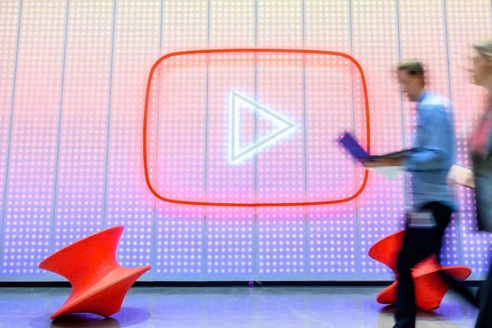 Nhà sáng tạo đối mặt thách thức với tính năng mới trên YouTube - Ảnh 1.