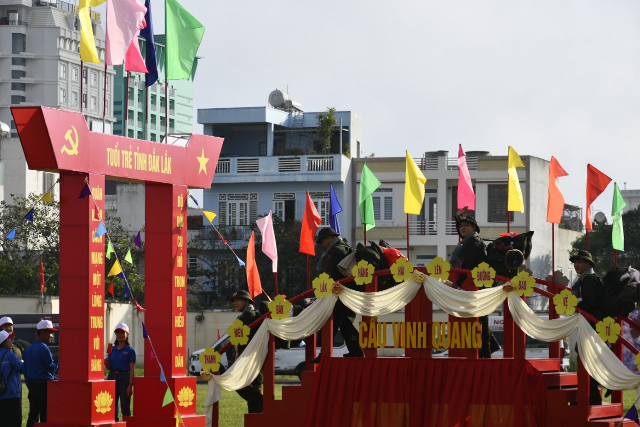 Hơn 5 . 400 Tân binh ở Đắk Lắk lên đường nhập ngũ năm 2026 - Ảnh 3. Hơn 5 . 400 Tân binh ở Đắk Lắk lên đường nhập ngũ năm 2026 - Ảnh 3.