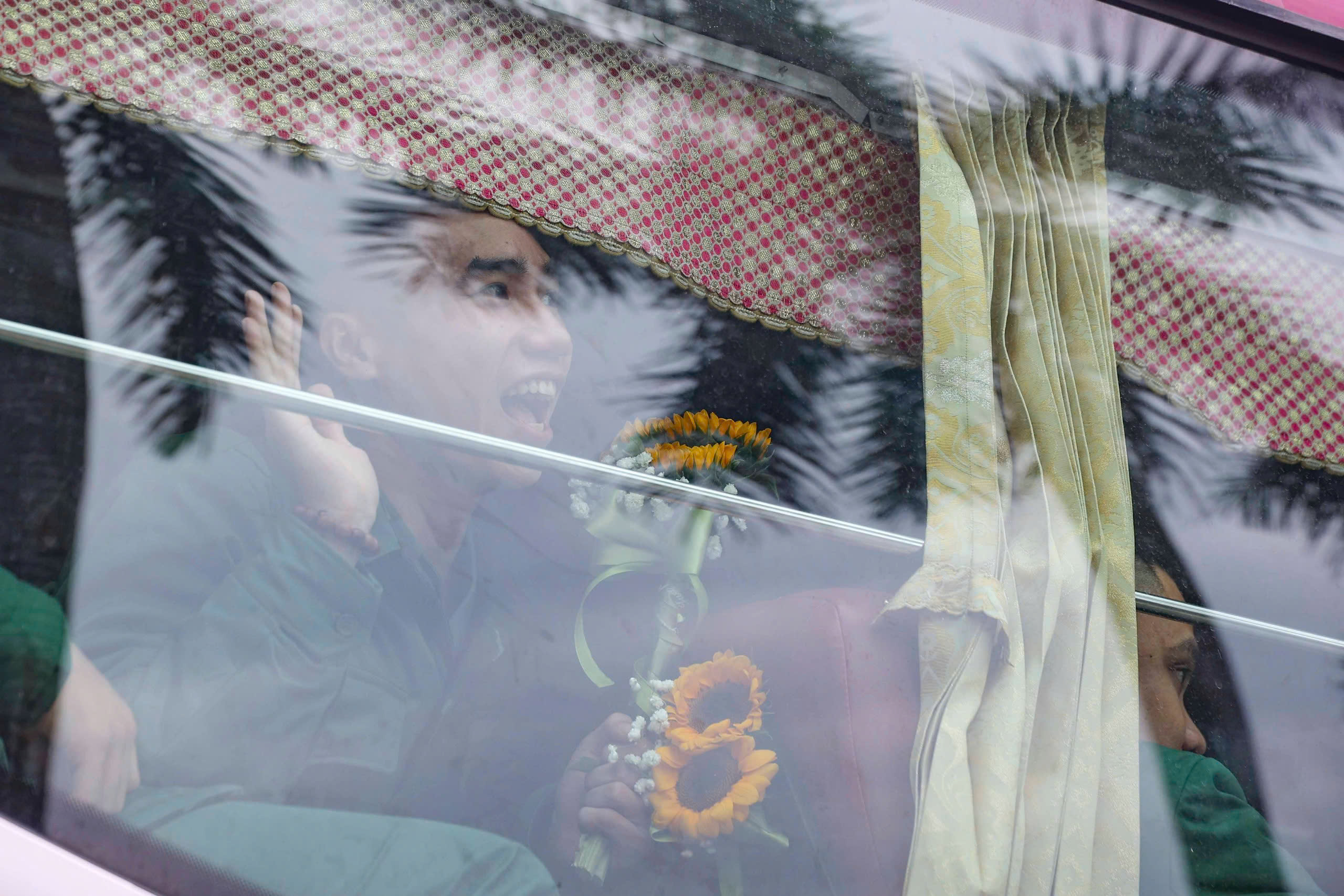 - Ảnh 15. - Ảnh 15.