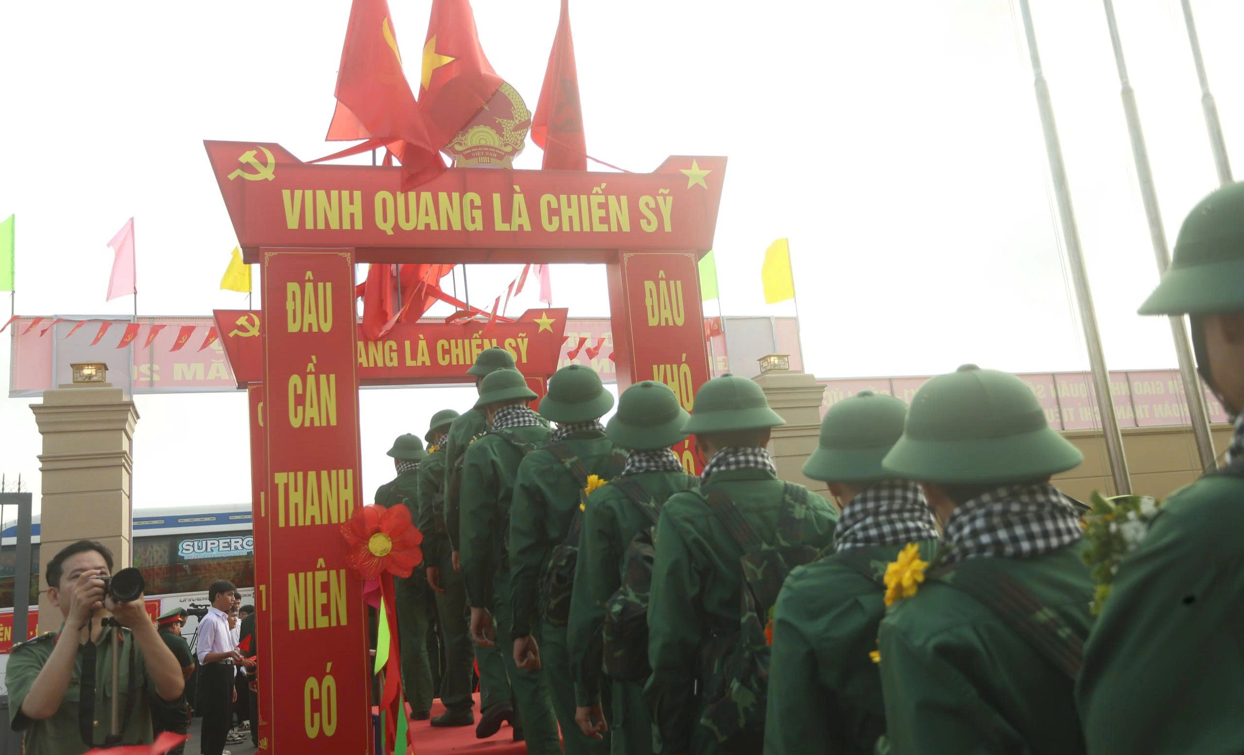 Tân binh tỉnh Tây Ninh năm 2026 có trình độ cao đẳng và đại học ấn tượng - Ảnh 3.