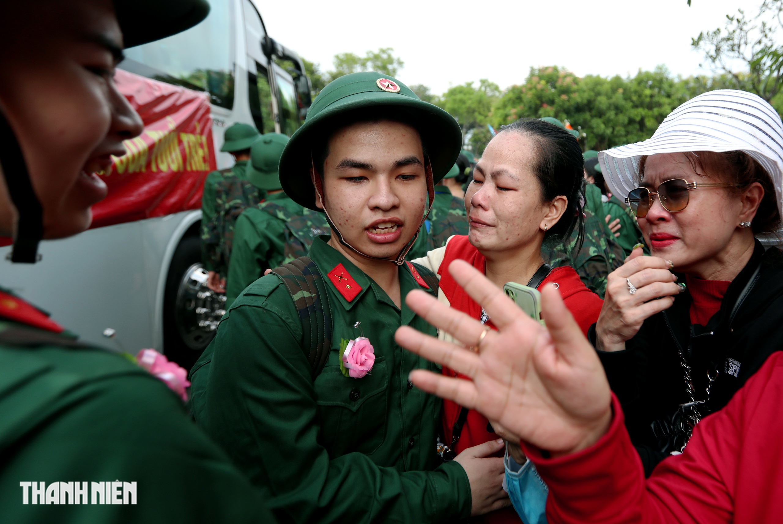 Hơn 9.000 thanh niên TP.HCM lên đường nhập ngũ - Ảnh 14. Hơn 9.000 thanh niên TP.HCM lên đường nhập ngũ - Ảnh 14.