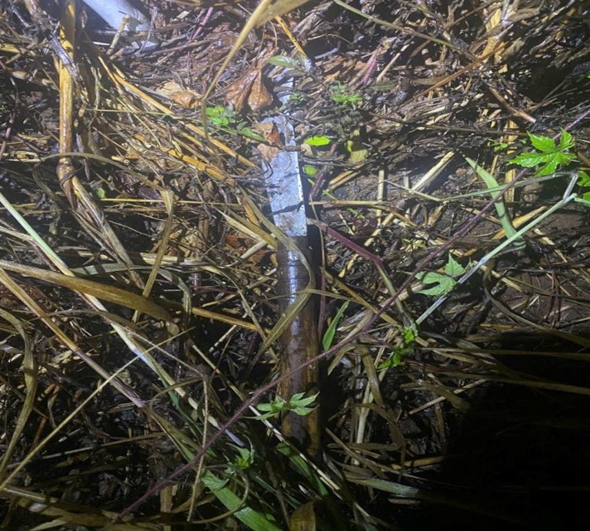 Bắt chàng rể cầm dao chém cha mẹ vợ cũ trong đêm - Ảnh 2.