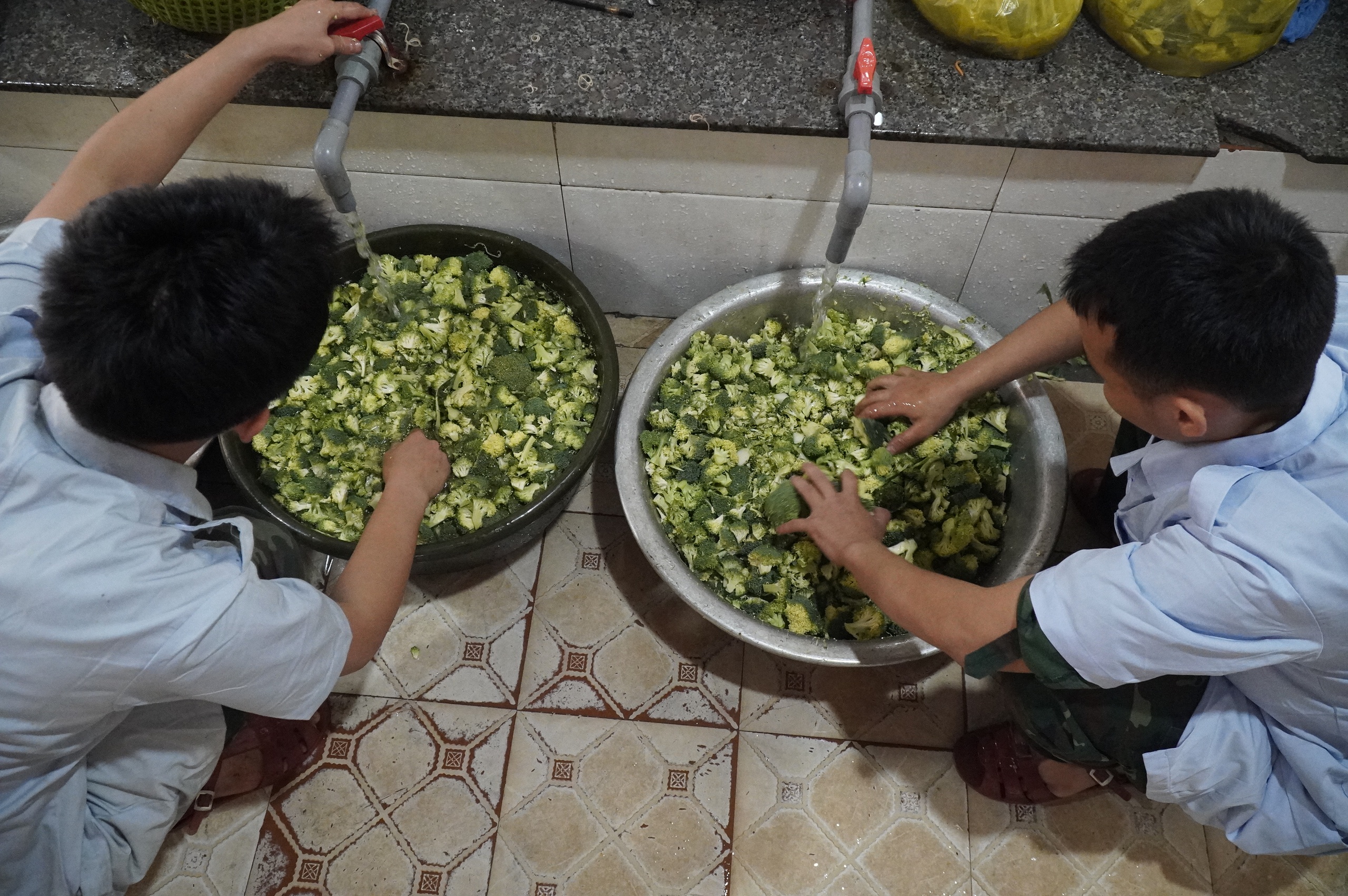 'Đột nhập' nơi huấn luyện, xem t&acirc;n binh ăn g&igrave;, nghỉ ngơi ra sao?- Ảnh 3.