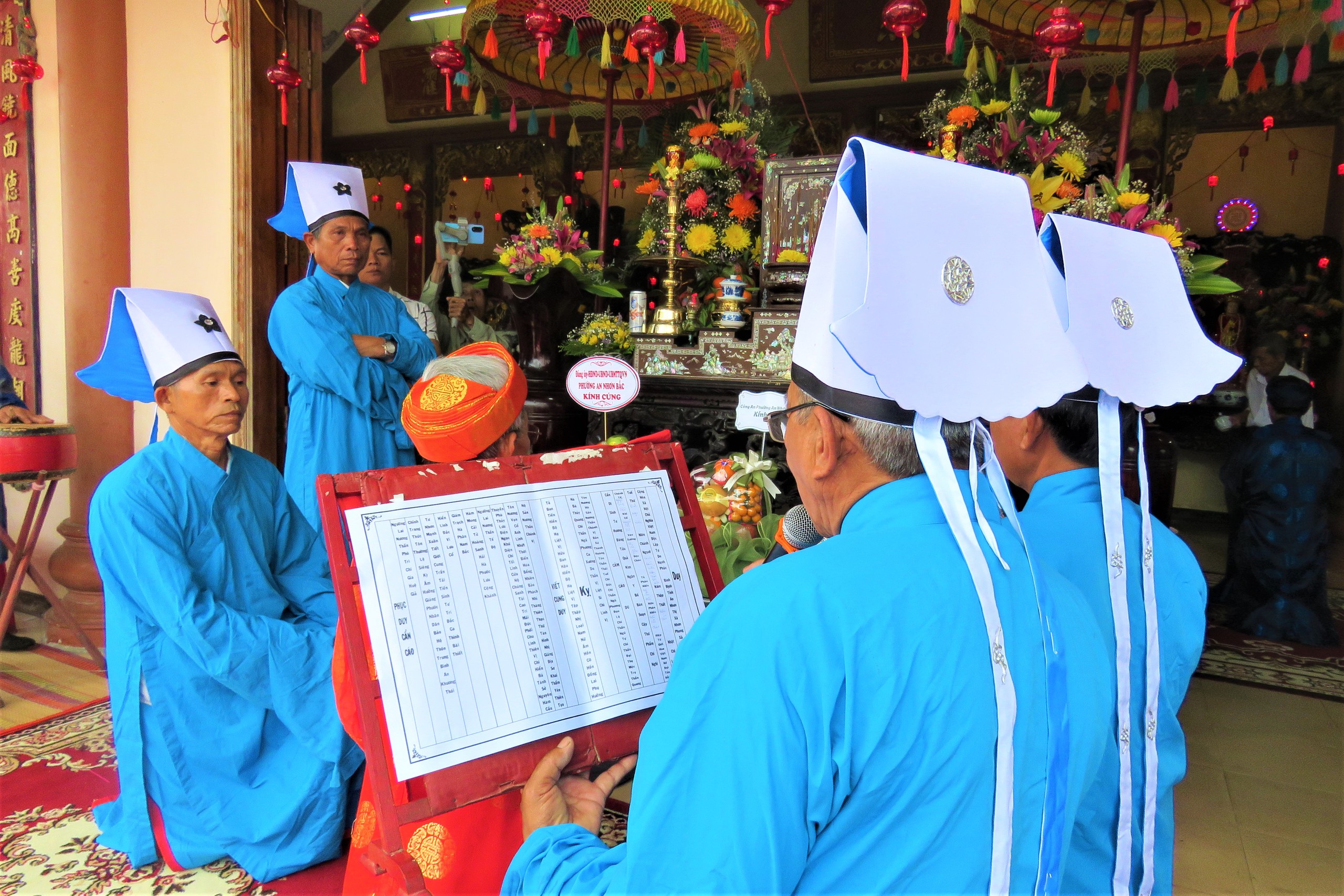 Lễ hội Vía Bà tưởng nhớ bà đỡ được vua Tự Đức ban sắc- Ảnh 5.