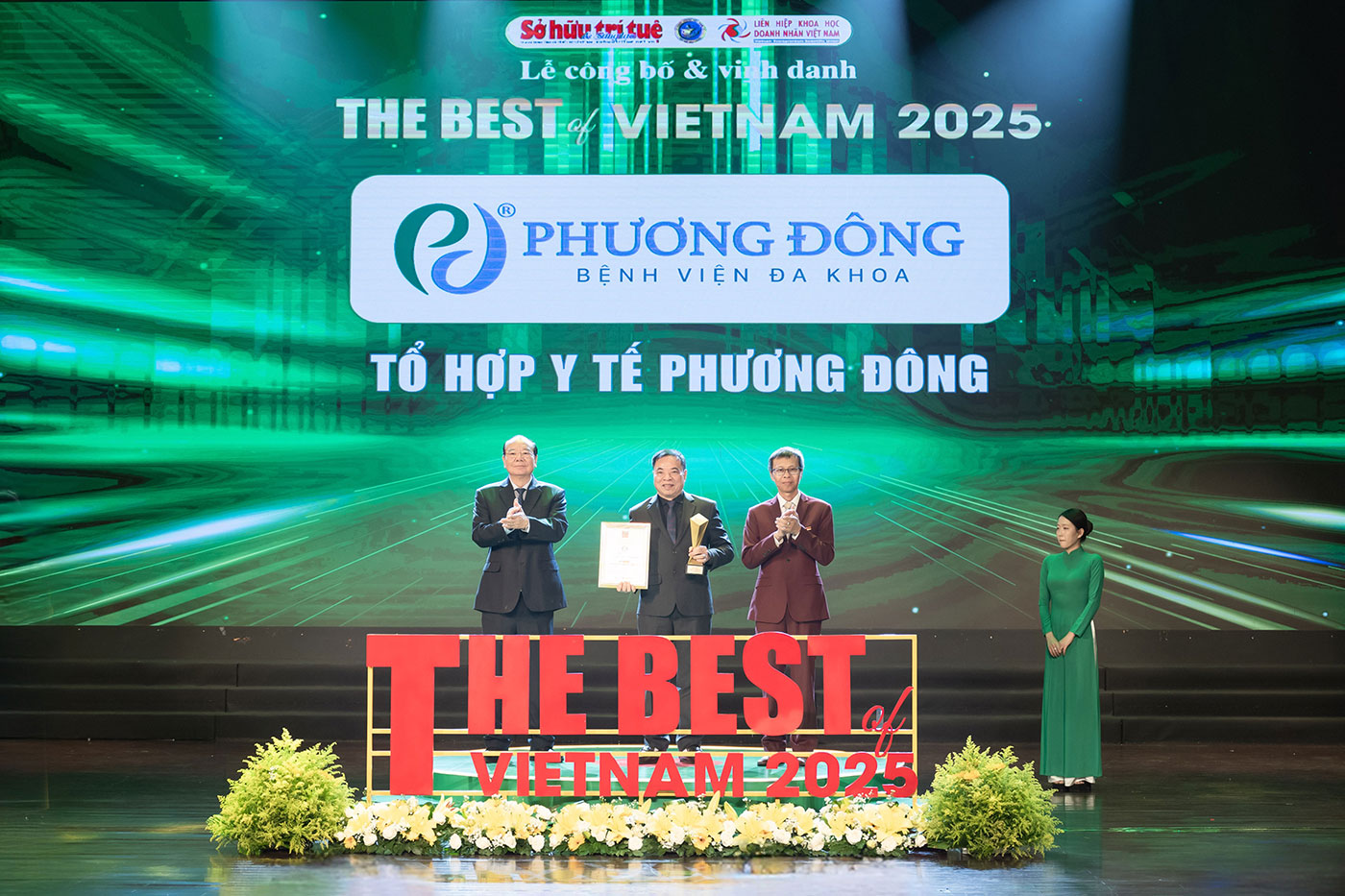 Dấu ấn 2025: Hành trình phát triển toàn diện của BVĐK Phương Đông - Ảnh 5.