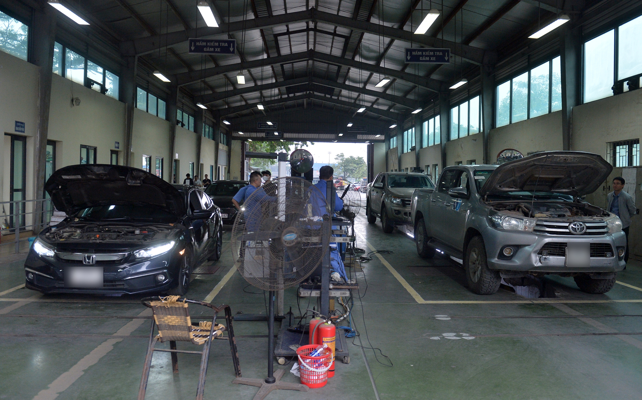 Đo kh&iacute; thải 'đạp l&uacute;t ch&acirc;n ga': K&yacute; cam kết vẫn c&oacute; thể bị từ chối kiểm định- Ảnh 1.