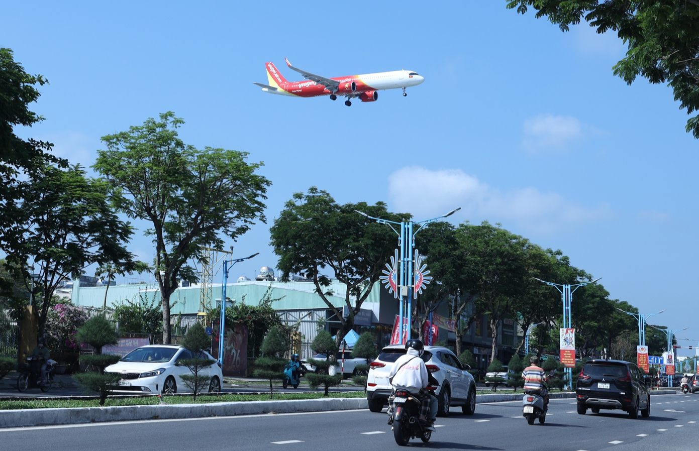  Siết chặt quản lý từ mặt đất đến bầu trời- Ảnh 1.