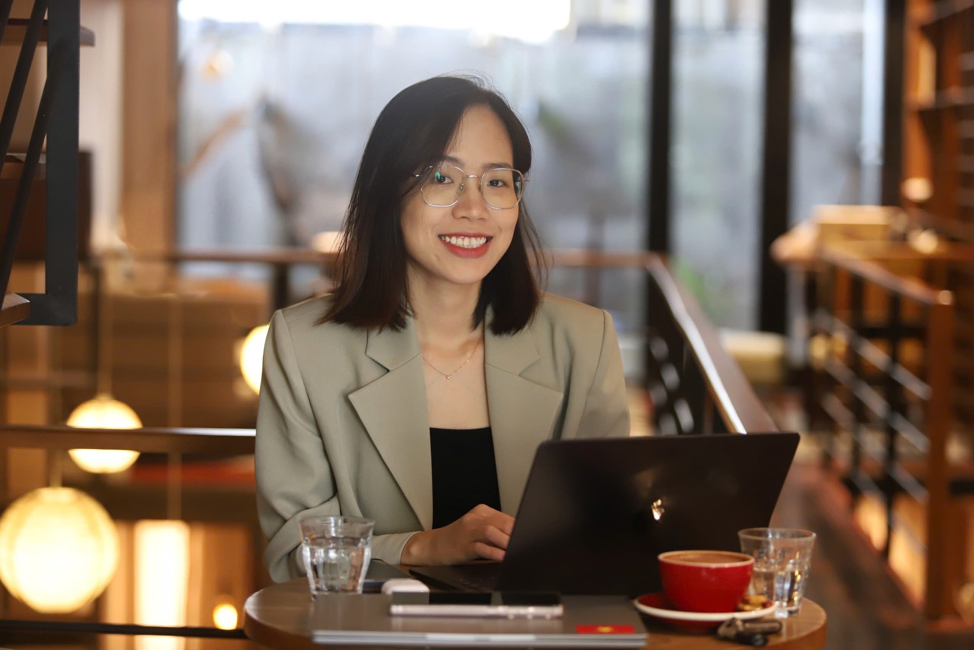 Phụ nữ l&agrave;m c&ocirc;ng nghệ: Khi đam m&ecirc; x&oacute;a nh&ograve;a định kiến- Ảnh 3.