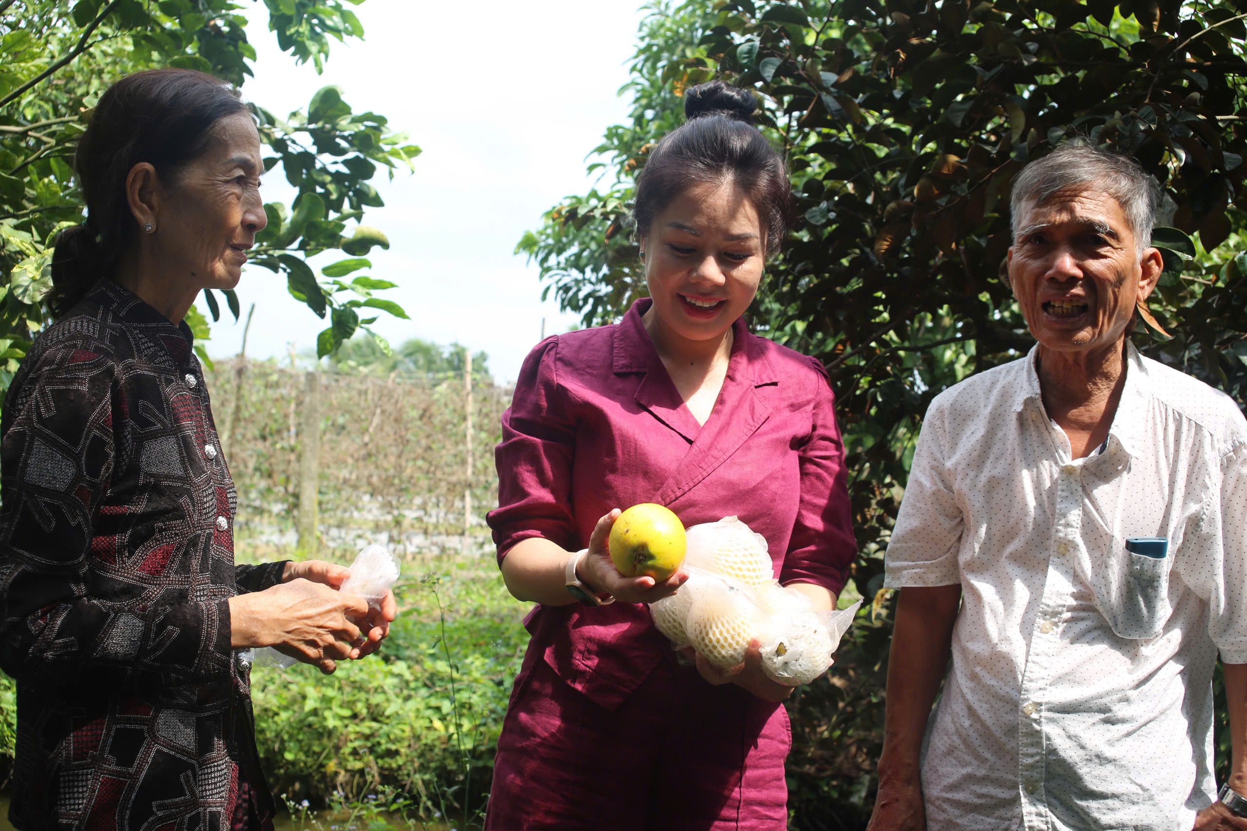 Quỹ hỗ trợ cộng đồng David Dương giúp người dân vươn lên làm giàu - Ảnh 2.