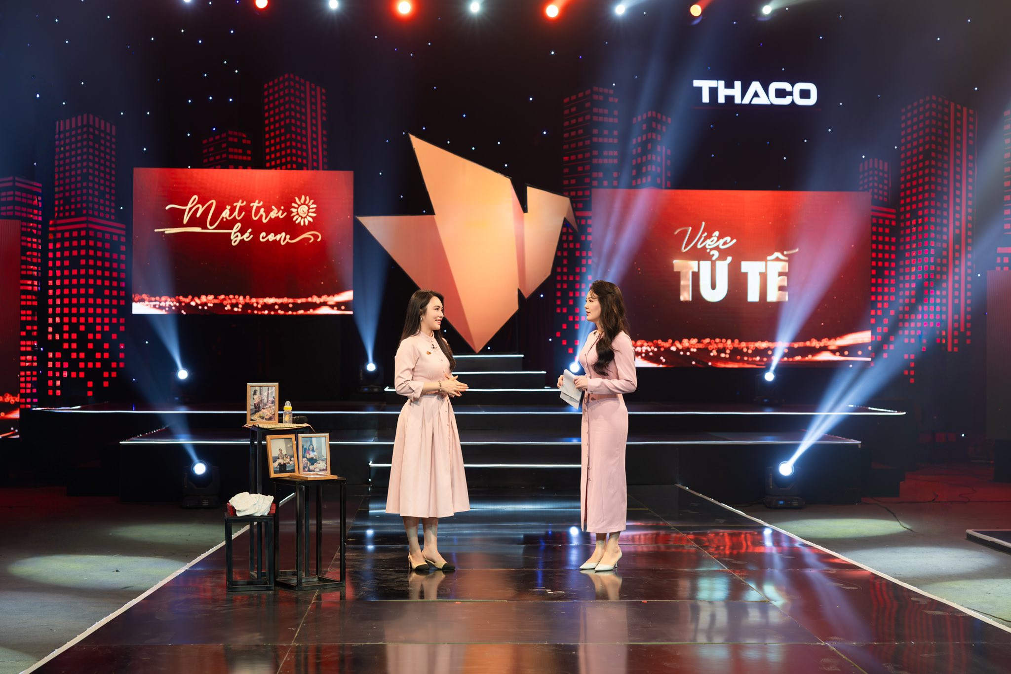 Cô gái trẻ cưu mang mẹ đơn thân: Hy vọng mới cho những phận đời khó khăn - Ảnh 7.